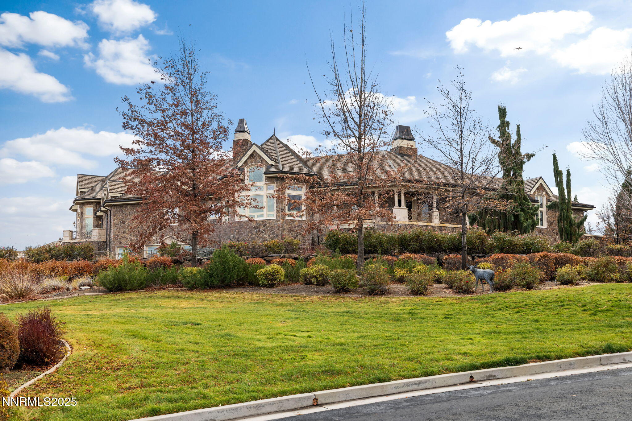 Reno, Nevada, 89509, United States, 4 Bedrooms Bedrooms, ,8 BathroomsBathrooms,Residential,Active,1997552