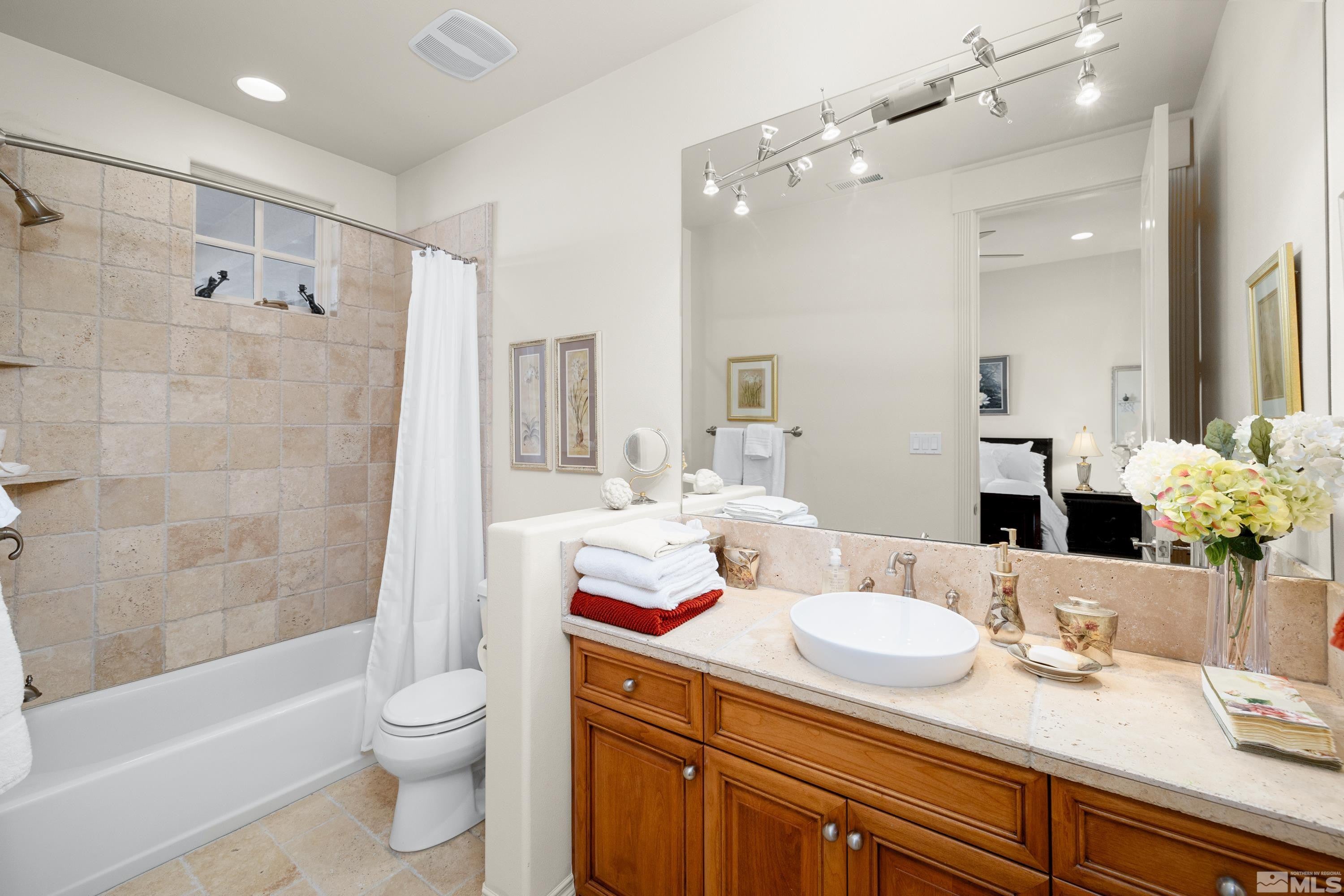 Reno, Nevada, 89523, United States, 6 Bedrooms Bedrooms, ,7 BathroomsBathrooms,Residential,Active,1908130