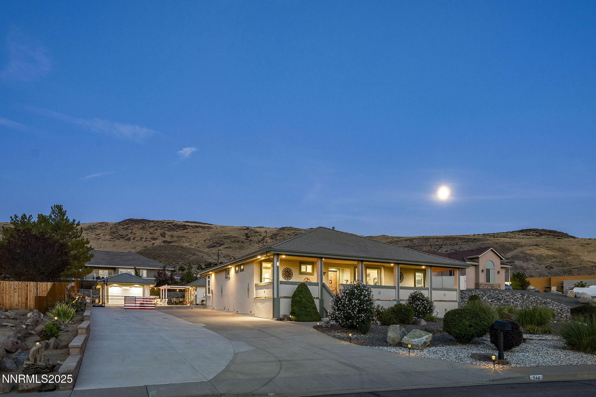 Sparks, Nevada, 89434, United States, 4 Bedrooms Bedrooms, ,4 BathroomsBathrooms,Residential,Active,1936450