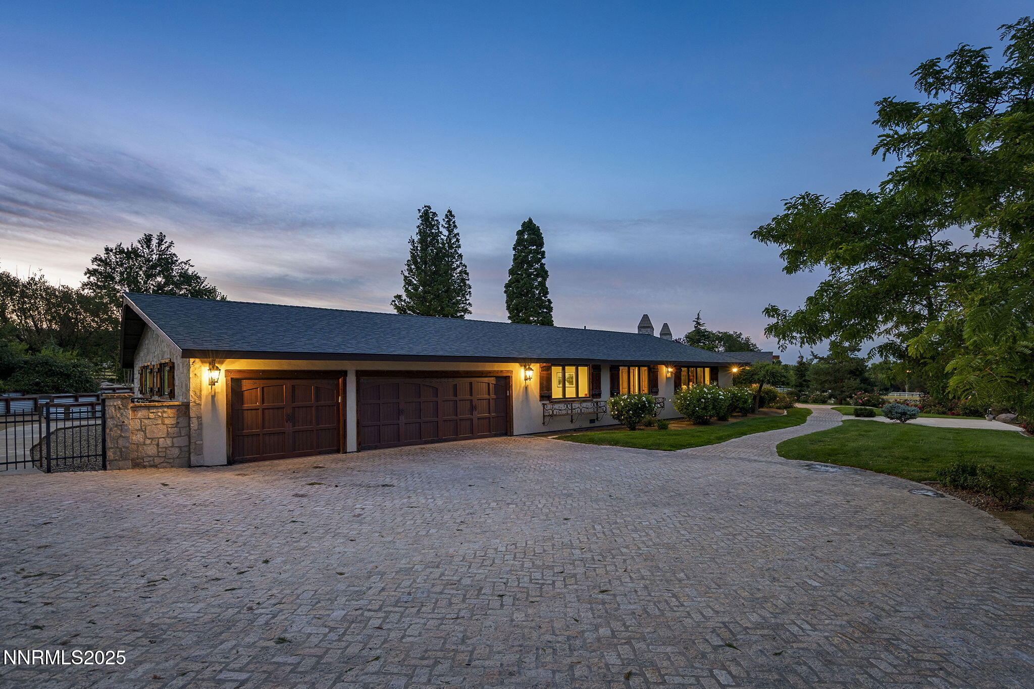 Reno, Nevada, 89511, United States, 4 Bedrooms Bedrooms, ,3 BathroomsBathrooms,Residential,Active,1929694