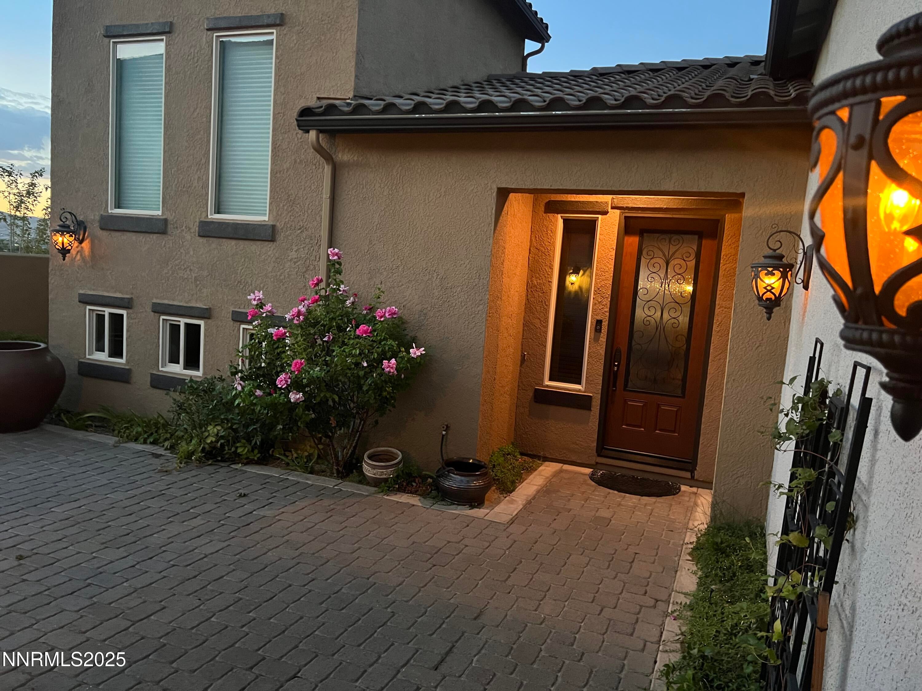 Reno, Nevada, 89519, United States, 4 Bedrooms Bedrooms, ,3 BathroomsBathrooms,Residential,Active,1952482