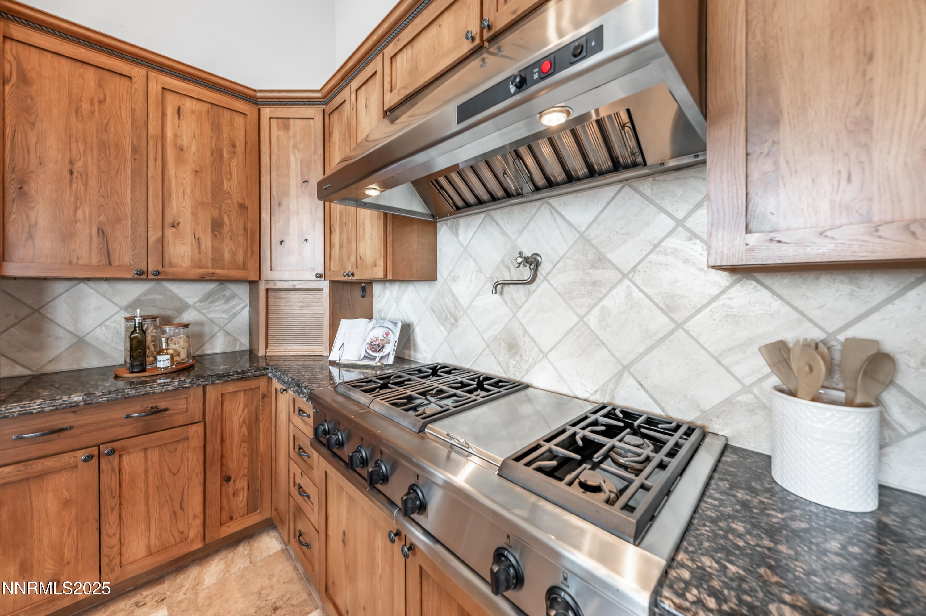 Reno, Nevada, 89511, United States, 4 Bedrooms Bedrooms, ,5 BathroomsBathrooms,Residential,Active,1909076