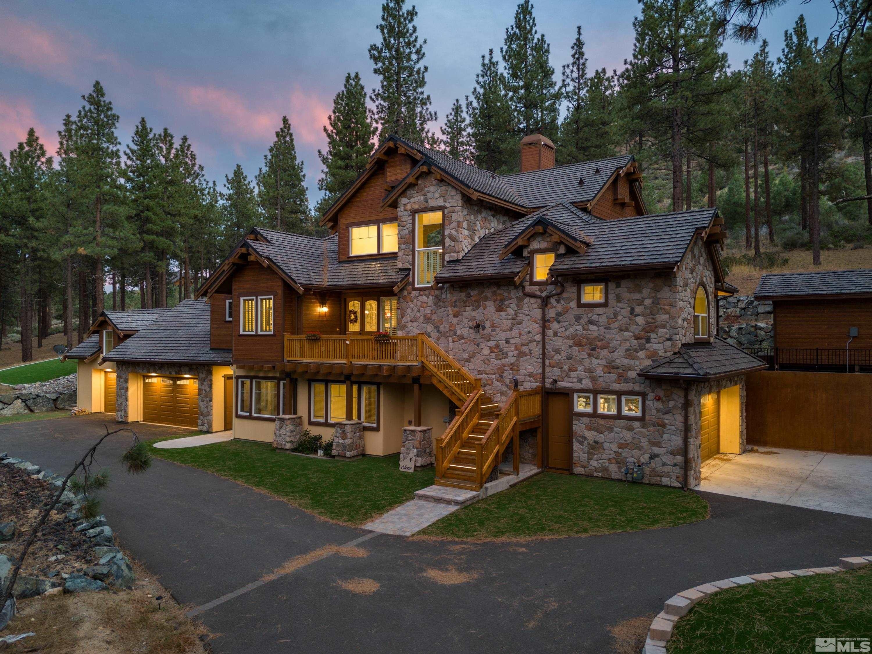 Reno, Nevada, 89704, United States, ,4 BathroomsBathrooms,Residential,Active,1764911