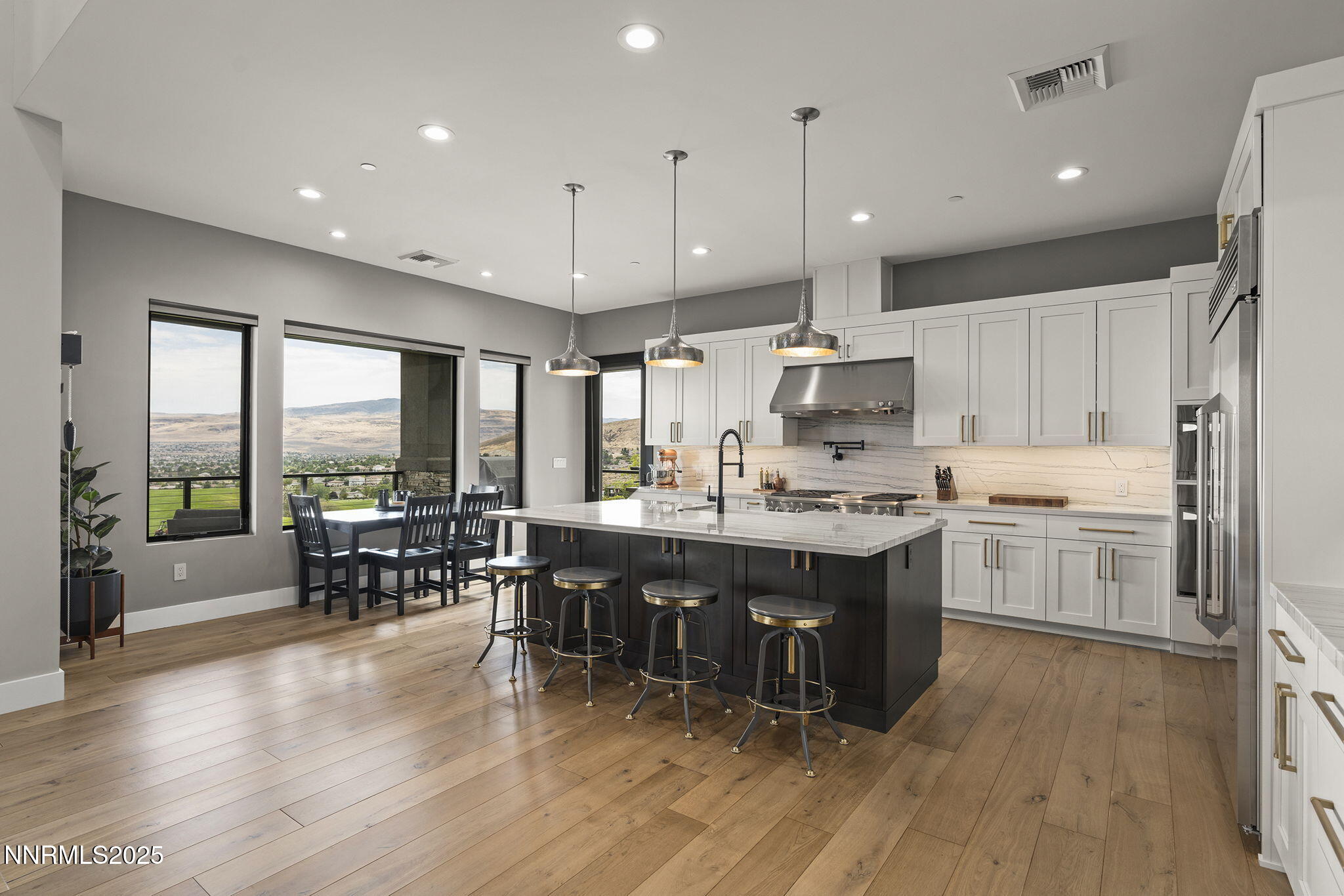 Sparks, Nevada, 89436, United States, 5 Bedrooms Bedrooms, ,4 BathroomsBathrooms,Residential,Active,1942357