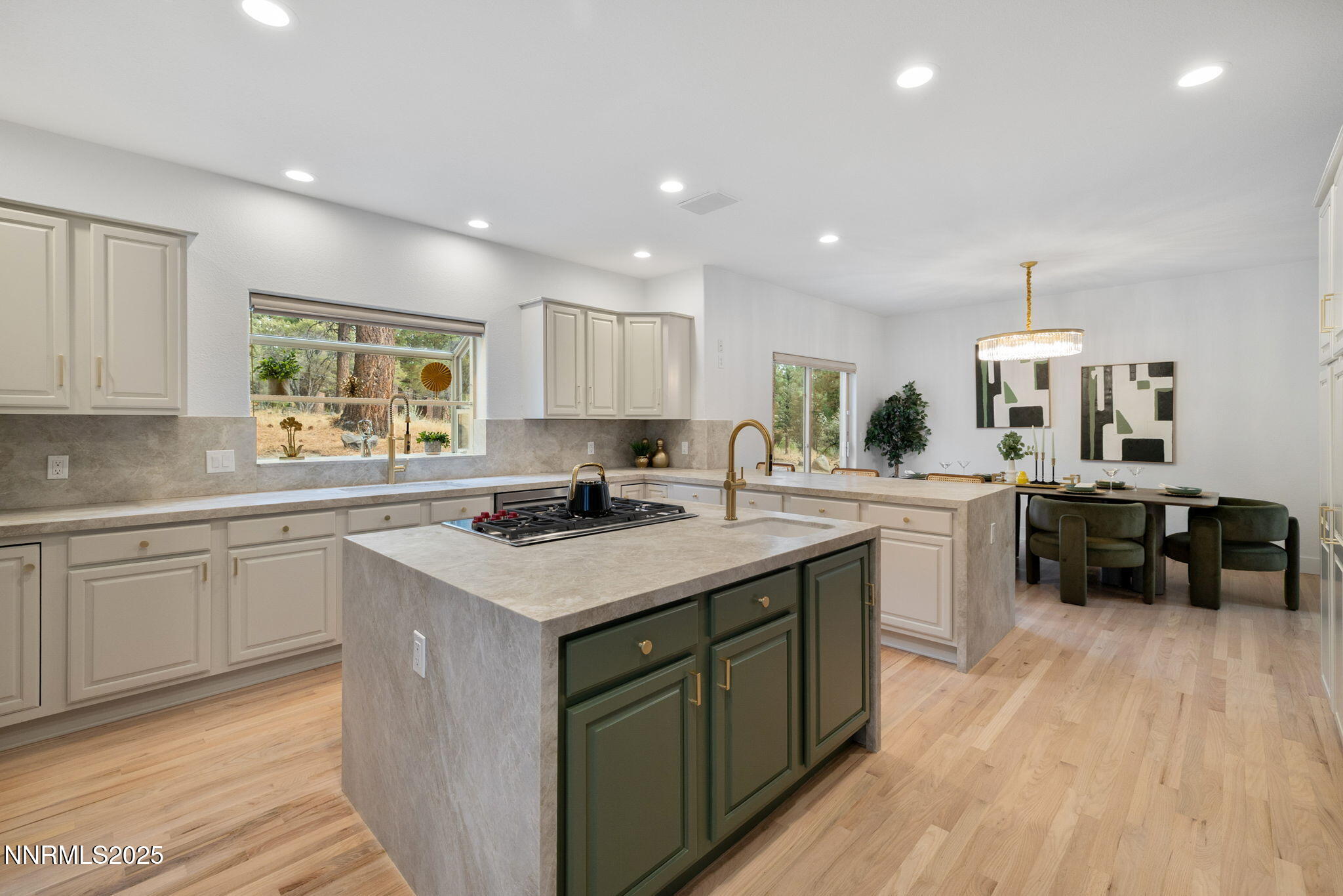 Reno, Nevada, 89511, United States, 5 Bedrooms Bedrooms, ,4 BathroomsBathrooms,Residential,Active,1952602