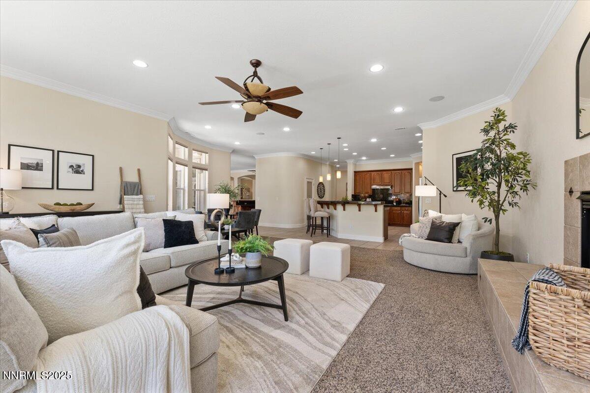 Sparks, Nevada, 89441, United States, 5 Bedrooms Bedrooms, ,4 BathroomsBathrooms,Residential,Active,1904747