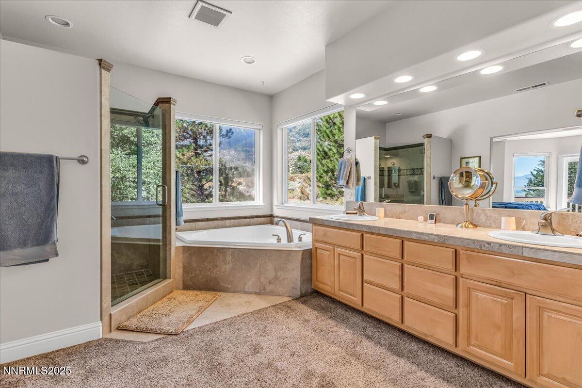 Gardnerville, Nevada, 89460, United States, 3 Bedrooms Bedrooms, ,3 BathroomsBathrooms,Residential,Active,1899219