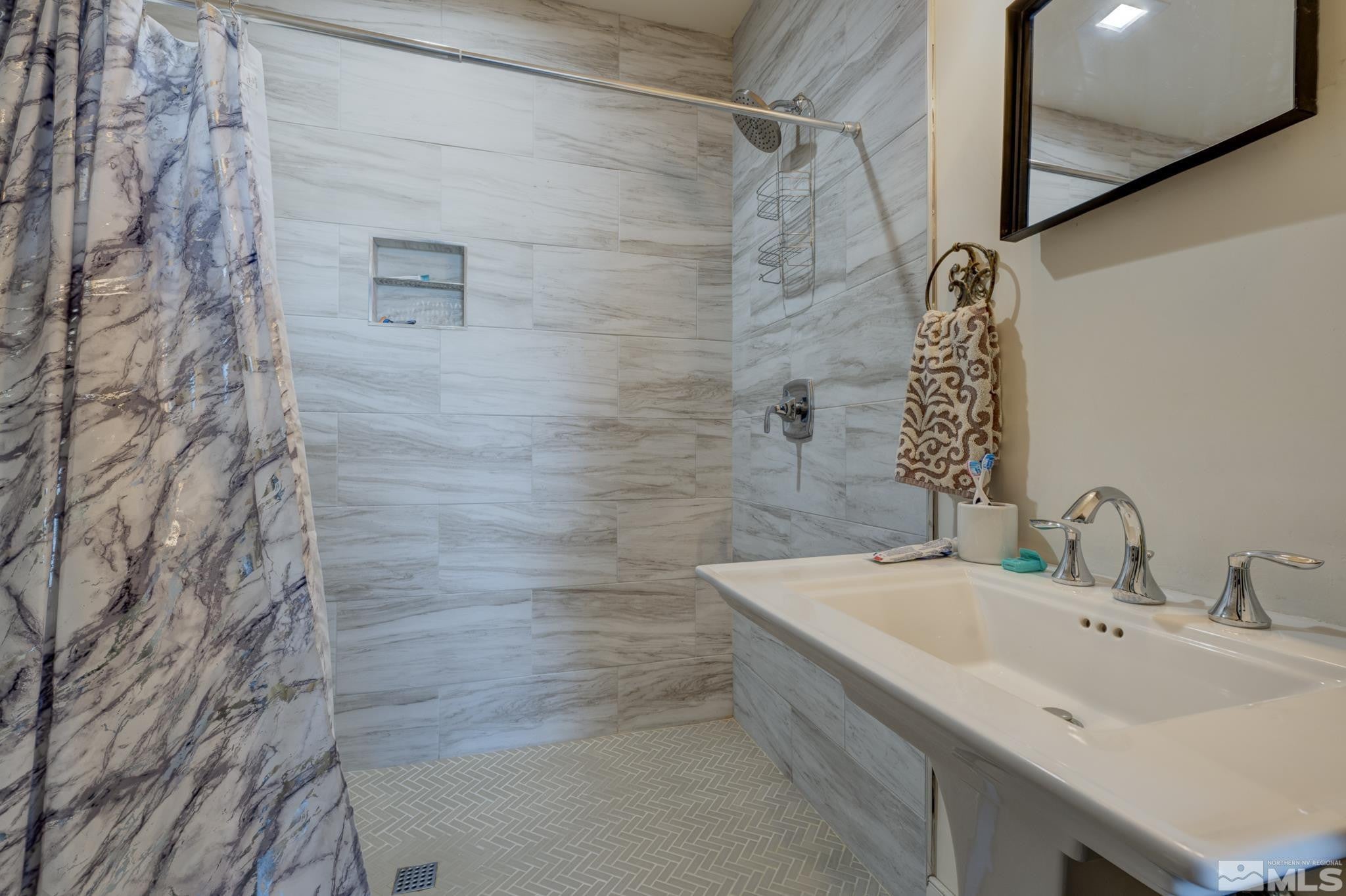 Reno, Nevada, 89508, United States, ,4 BathroomsBathrooms,Residential,Active,1701988