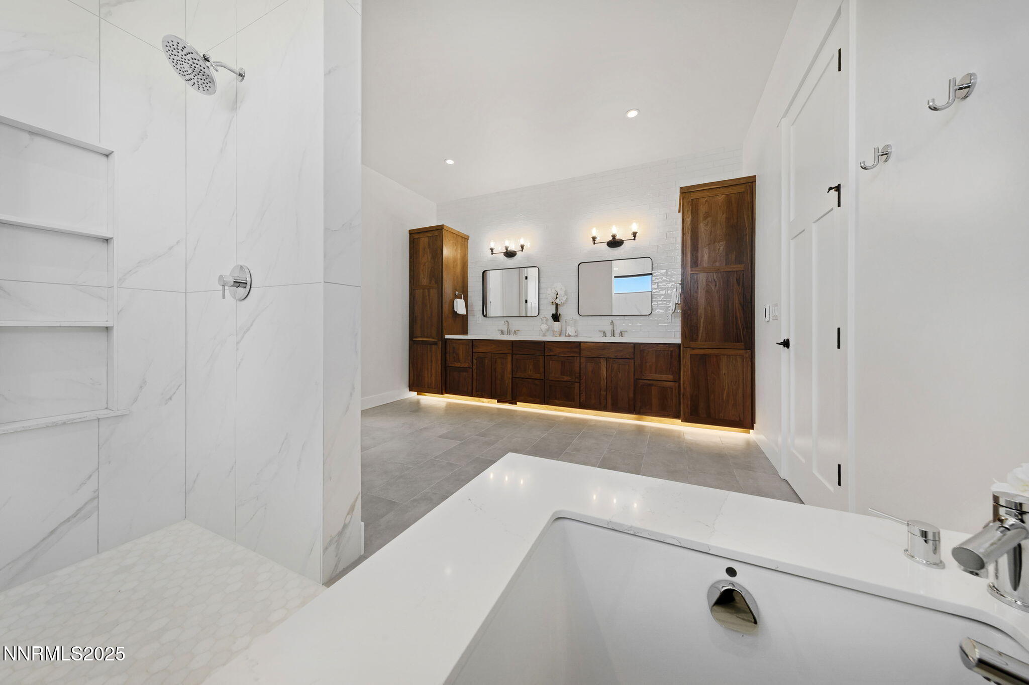 Gardnerville, Nevada, 89410, United States, 4 Bedrooms Bedrooms, ,4 BathroomsBathrooms,Residential,Active,1880001