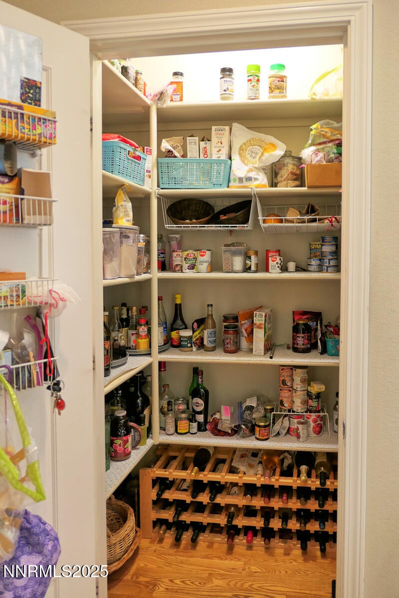 Gardnerville, Nevada, 89460, United States, 3 Bedrooms Bedrooms, ,3 BathroomsBathrooms,Residential,Active,1899219