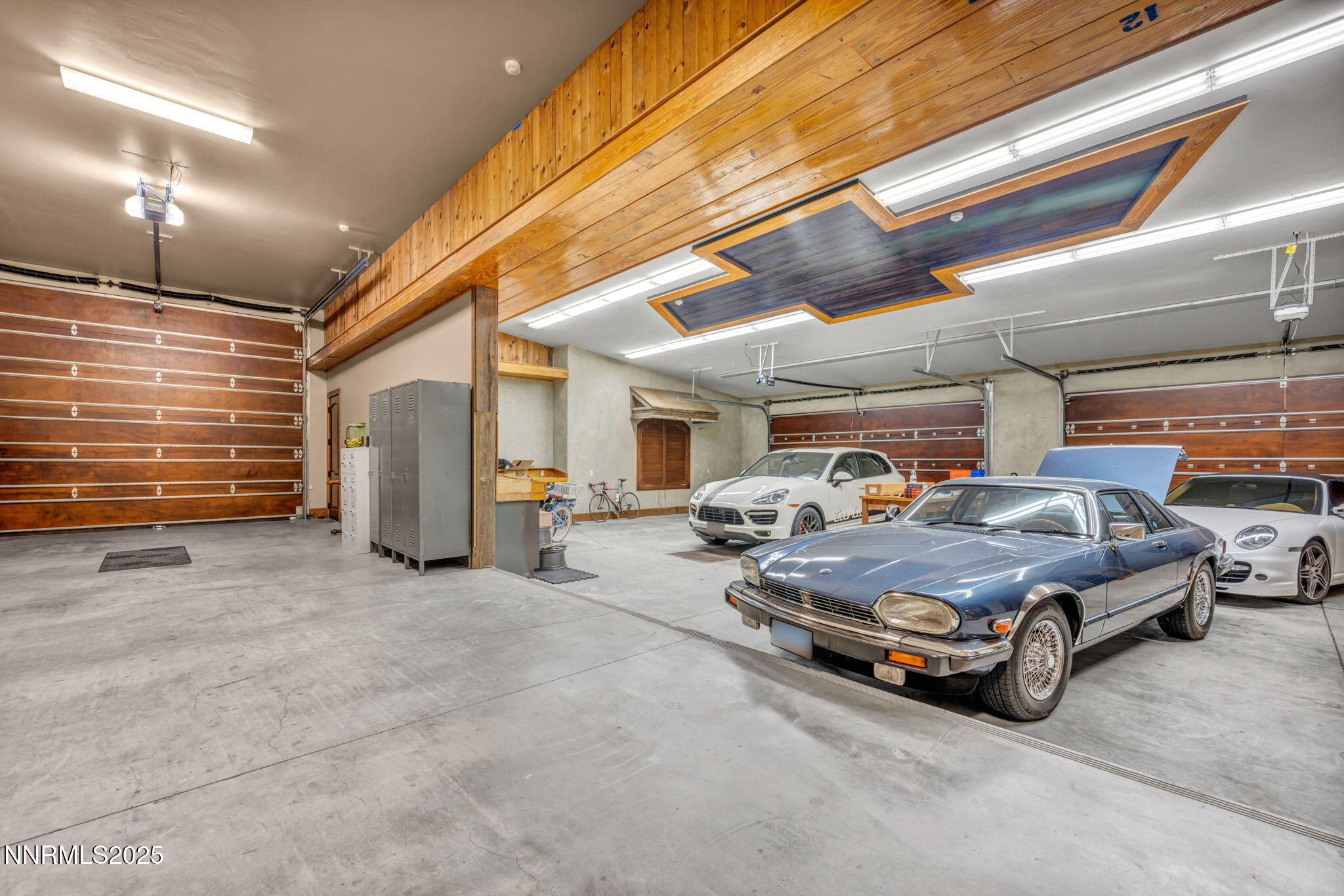 Reno, Nevada, 89511, United States, 4 Bedrooms Bedrooms, ,6 BathroomsBathrooms,Residential,Active,1892618