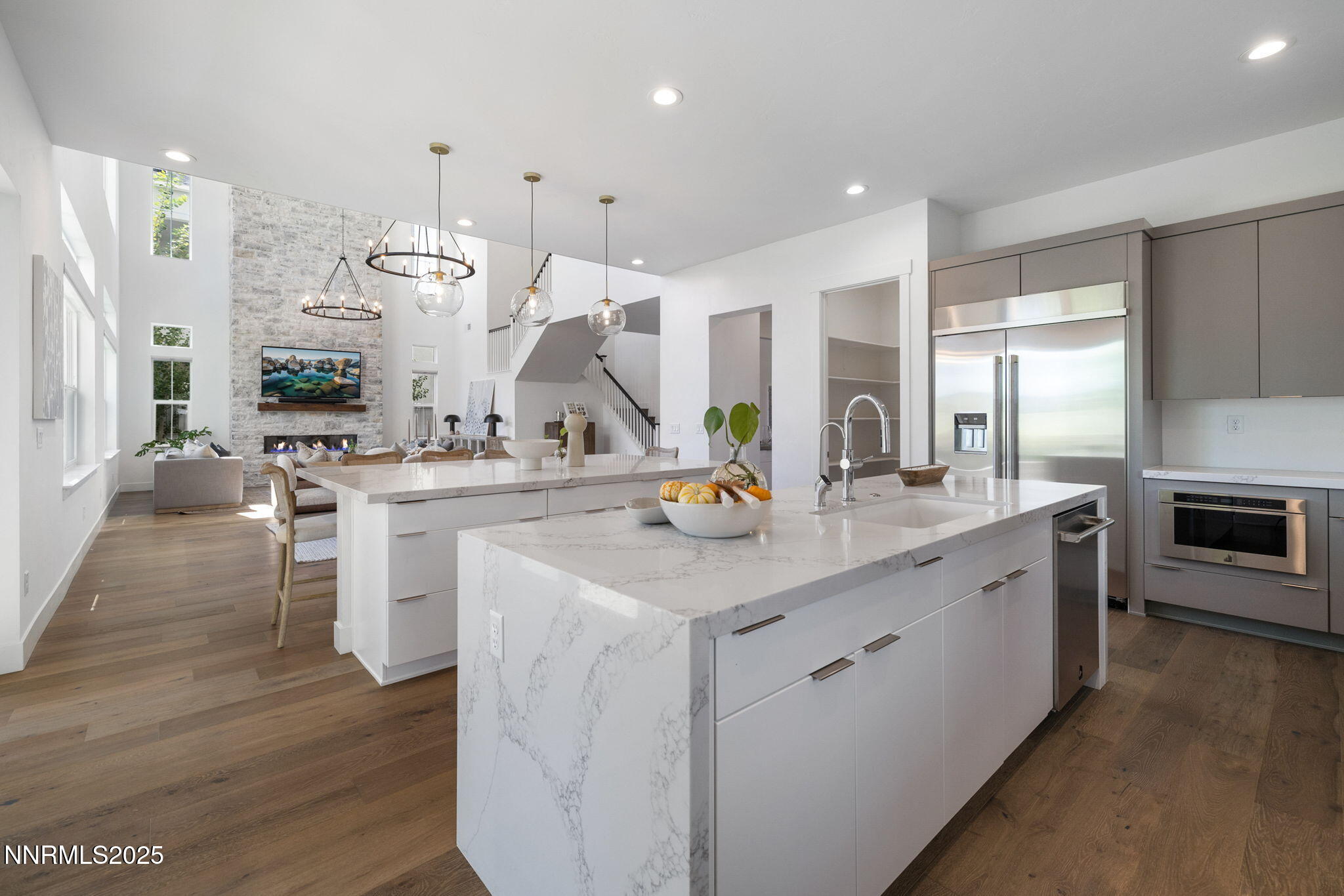 Reno, Nevada, 89511, United States, 5 Bedrooms Bedrooms, ,6 BathroomsBathrooms,Residential,Active,1952287