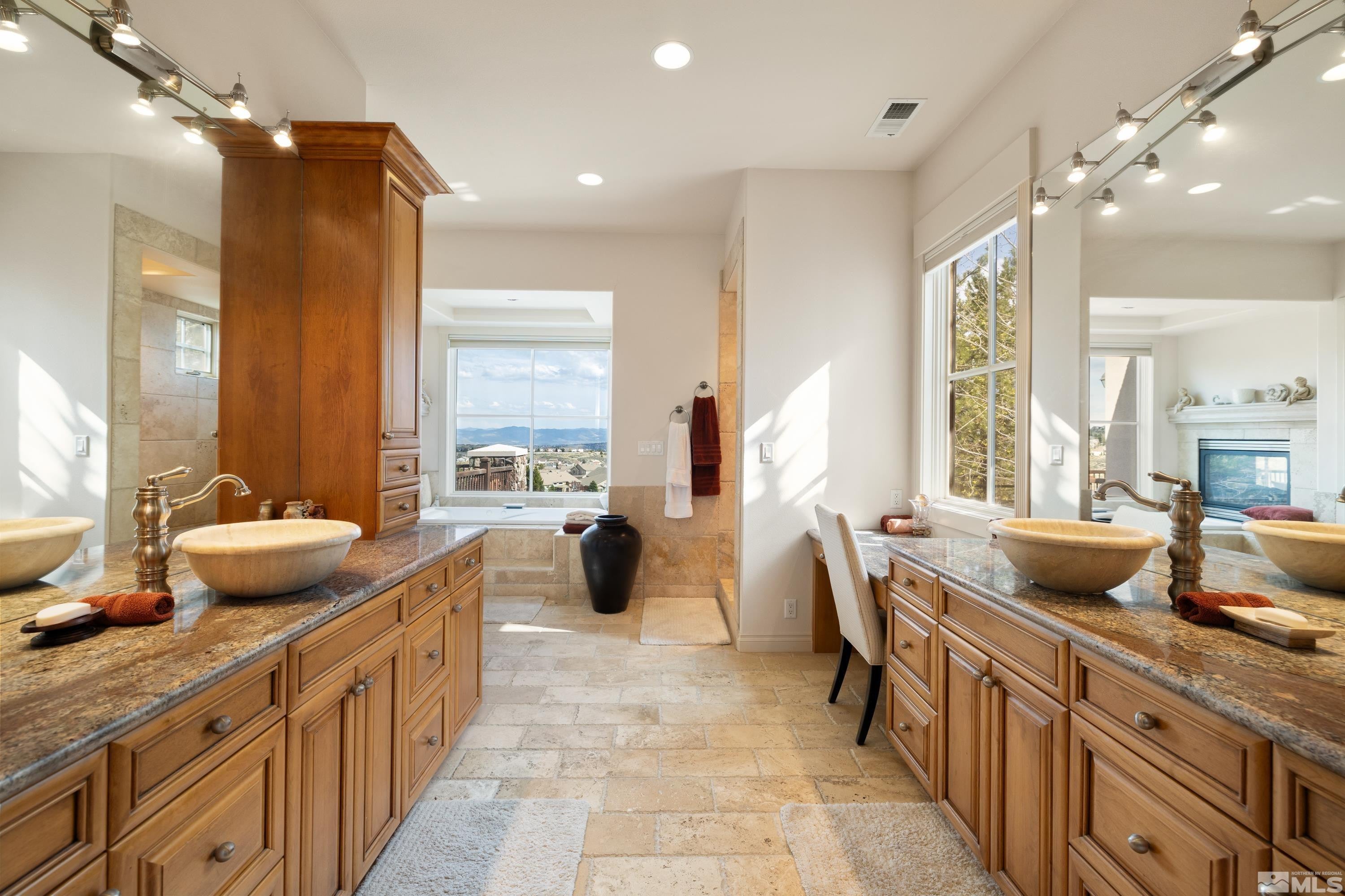Reno, Nevada, 89523, United States, 6 Bedrooms Bedrooms, ,7 BathroomsBathrooms,Residential,Active,1908130