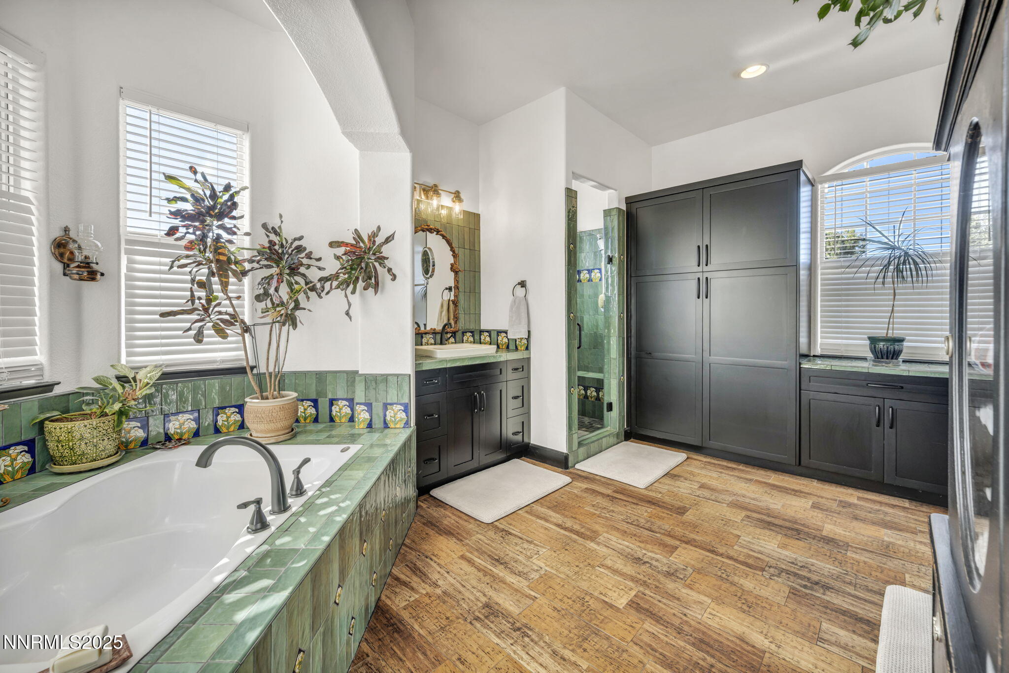 Sparks, Nevada, 89436, United States, 4 Bedrooms Bedrooms, ,3 BathroomsBathrooms,Residential,Active,1960113