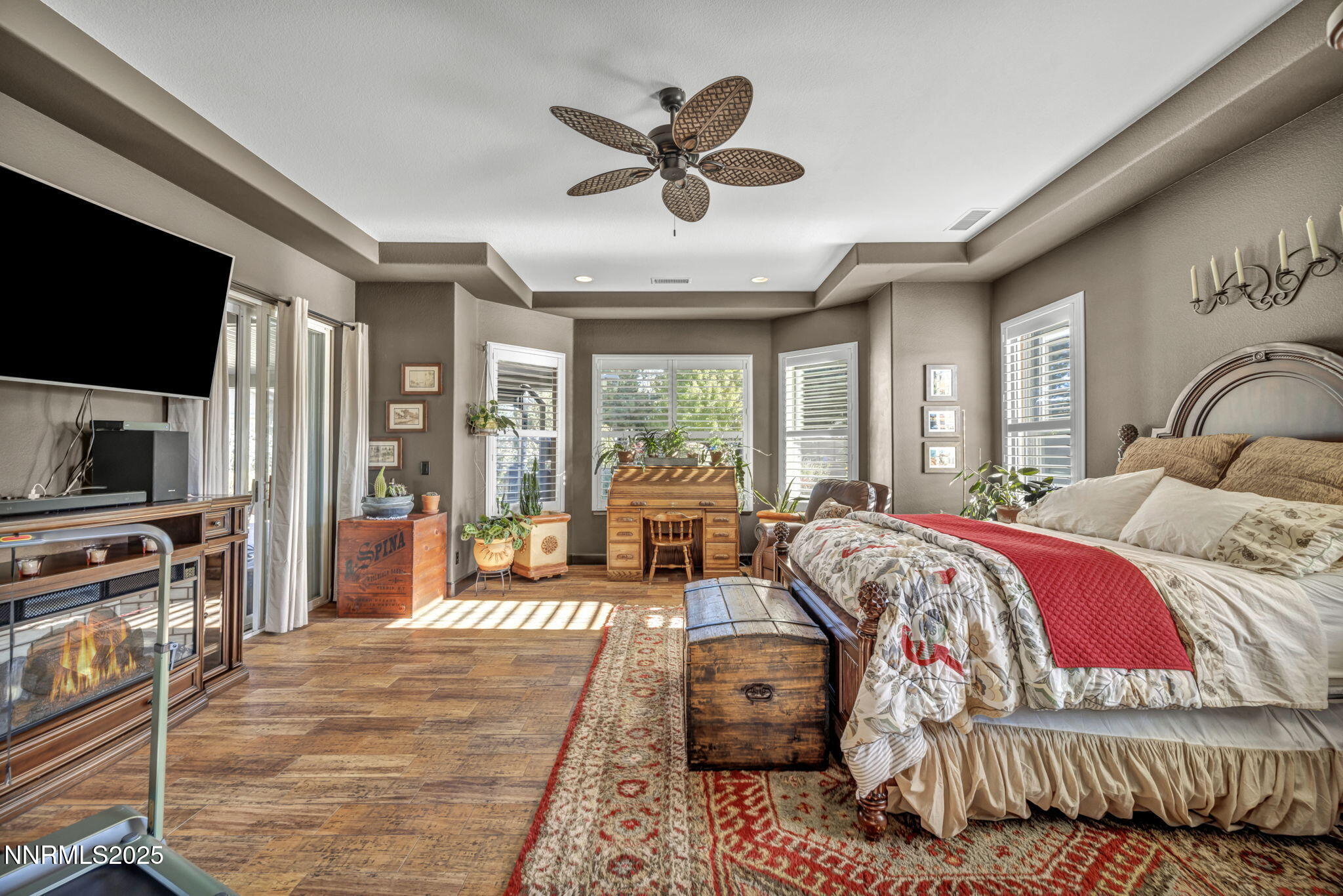 Sparks, Nevada, 89436, United States, 4 Bedrooms Bedrooms, ,3 BathroomsBathrooms,Residential,Active,1960113