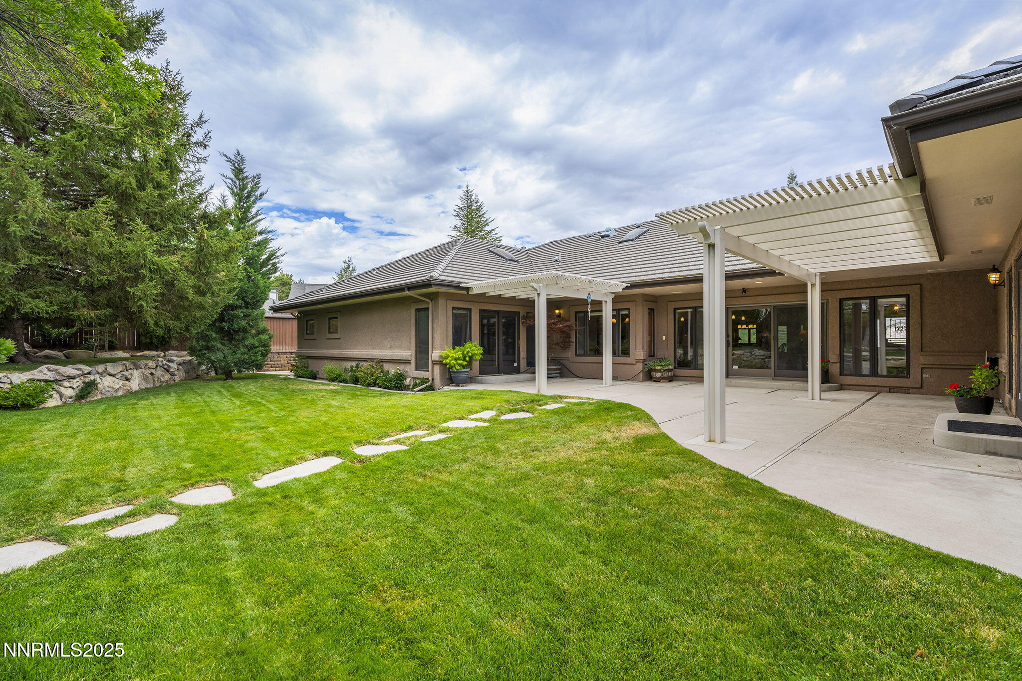 Reno, Nevada, 89509, United States, ,5 BathroomsBathrooms,Residential,Active,1899918