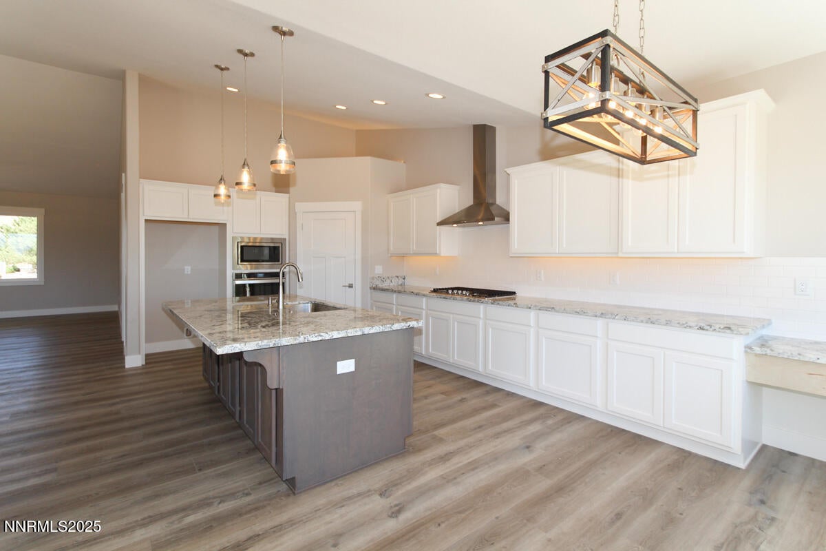 Minden, Nevada, 89423, United States, 4 Bedrooms Bedrooms, ,3 BathroomsBathrooms,Residential,Active,1899929