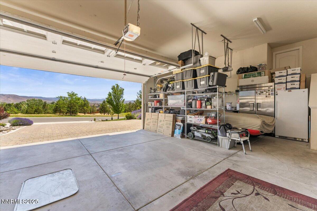 Genoa, Nevada, 89411, United States, 3 Bedrooms Bedrooms, ,3 BathroomsBathrooms,Residential,Active,1893207