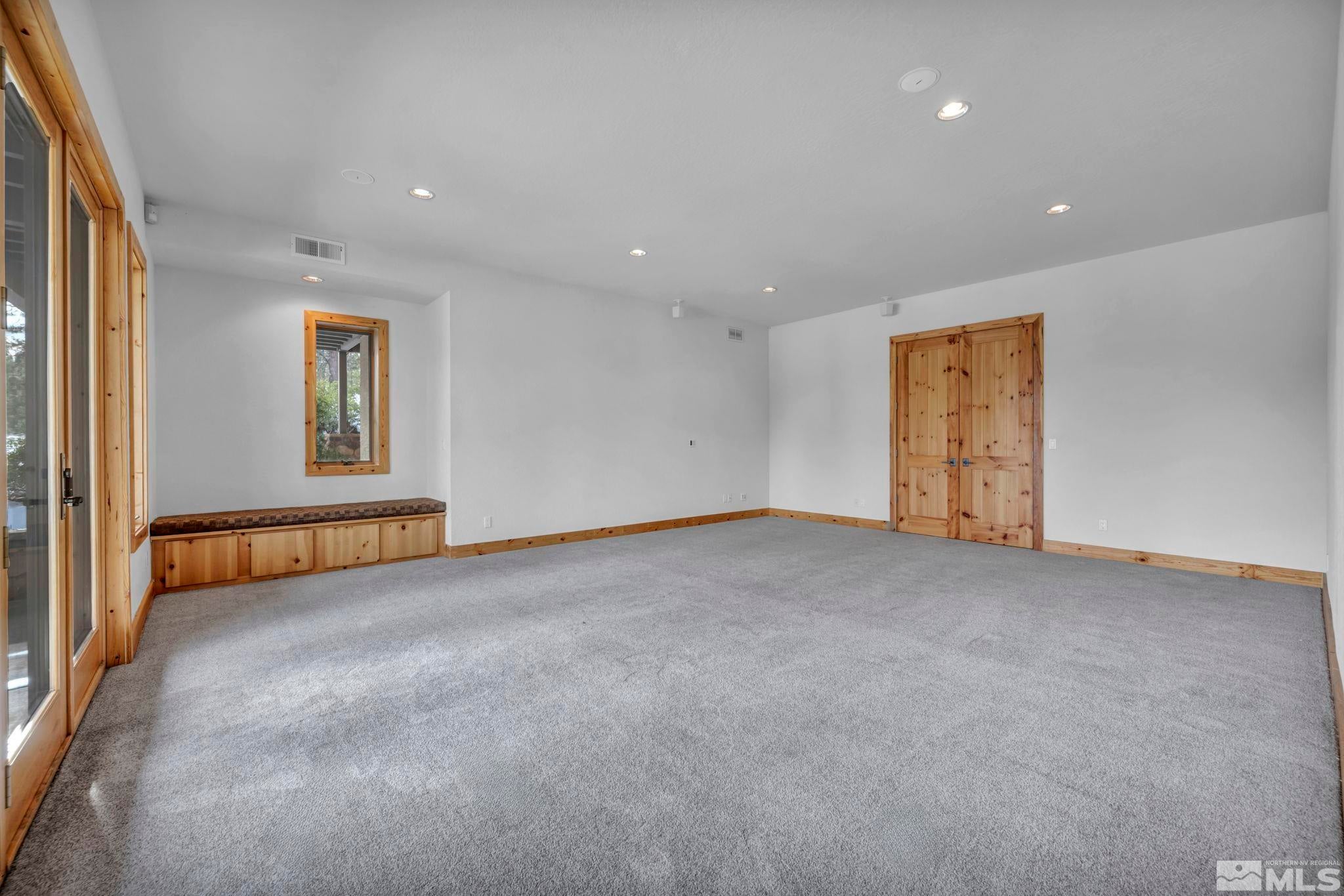 Reno, Nevada, 89511, United States, ,4 BathroomsBathrooms,Residential,Active,1701990