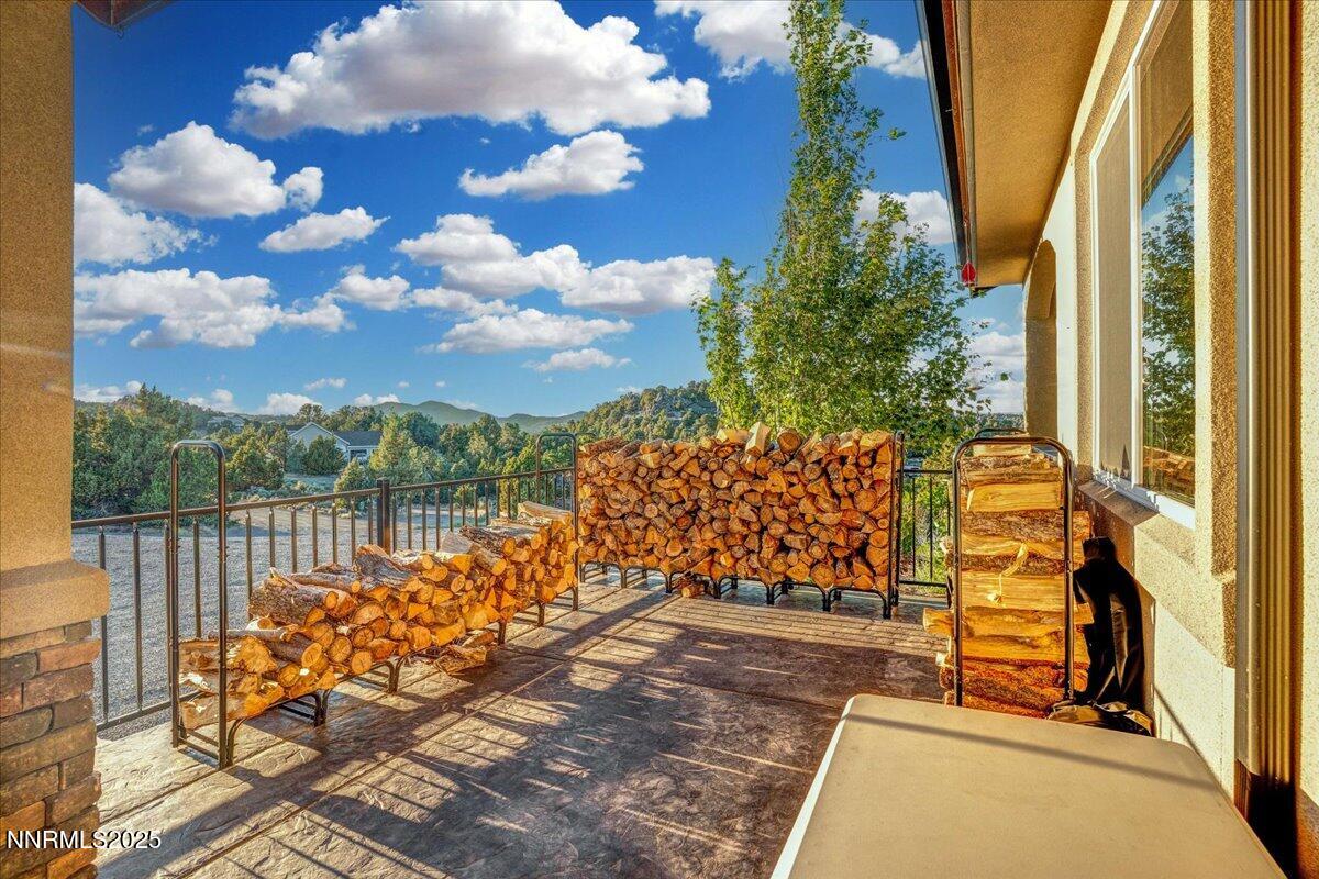 Reno, Nevada, 89521, United States, 5 Bedrooms Bedrooms, ,5 BathroomsBathrooms,Residential,Active,1894204