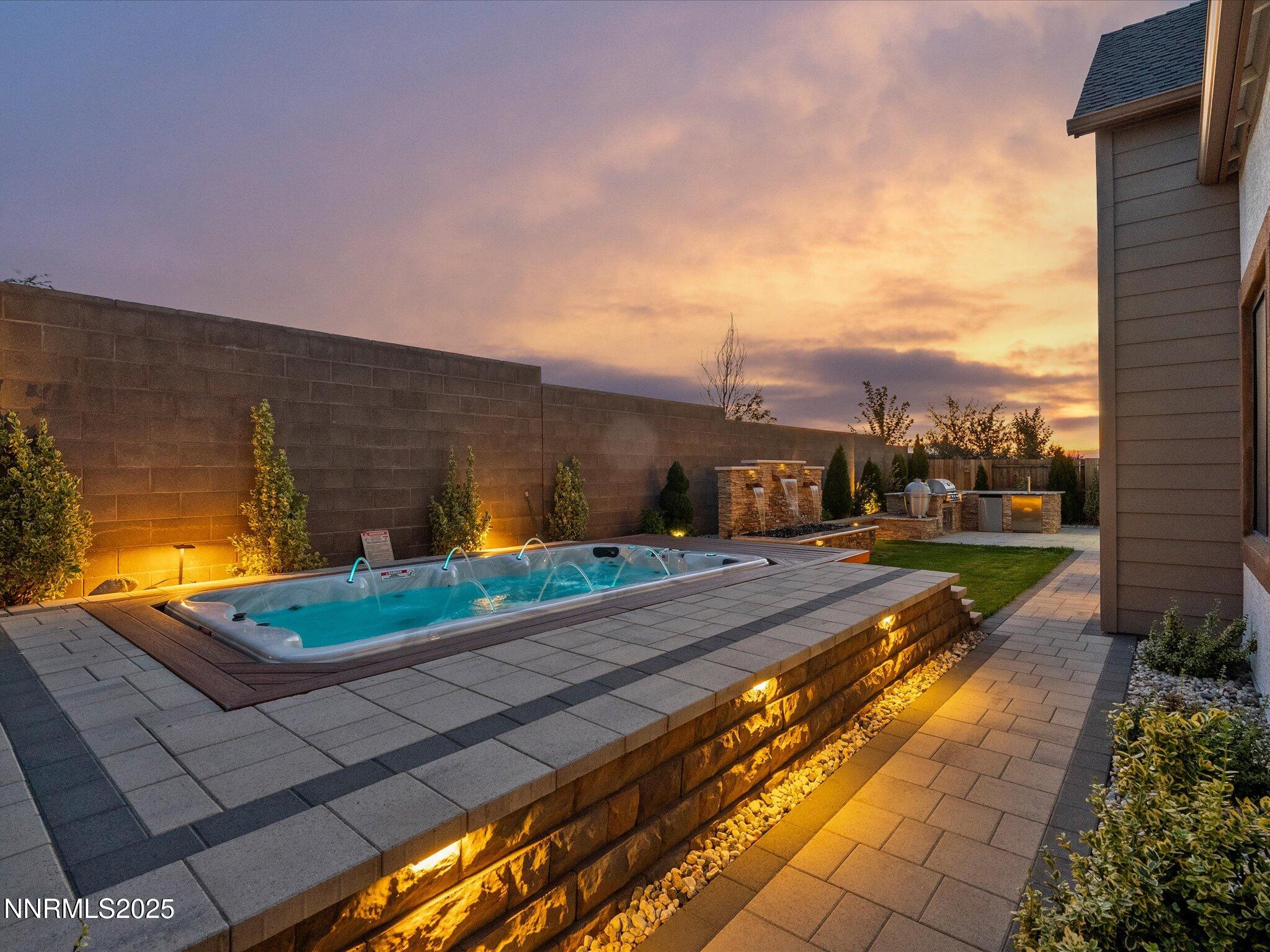 Reno, Nevada, 89521, United States, 3 Bedrooms Bedrooms, ,4 BathroomsBathrooms,Residential,Active,1884971