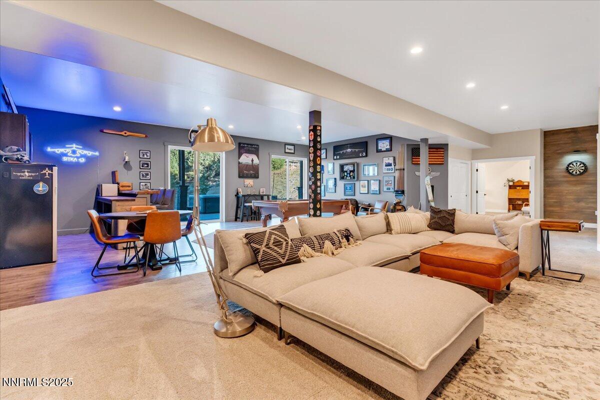 Reno, Nevada, 89521, United States, 5 Bedrooms Bedrooms, ,5 BathroomsBathrooms,Residential,Active,1894204