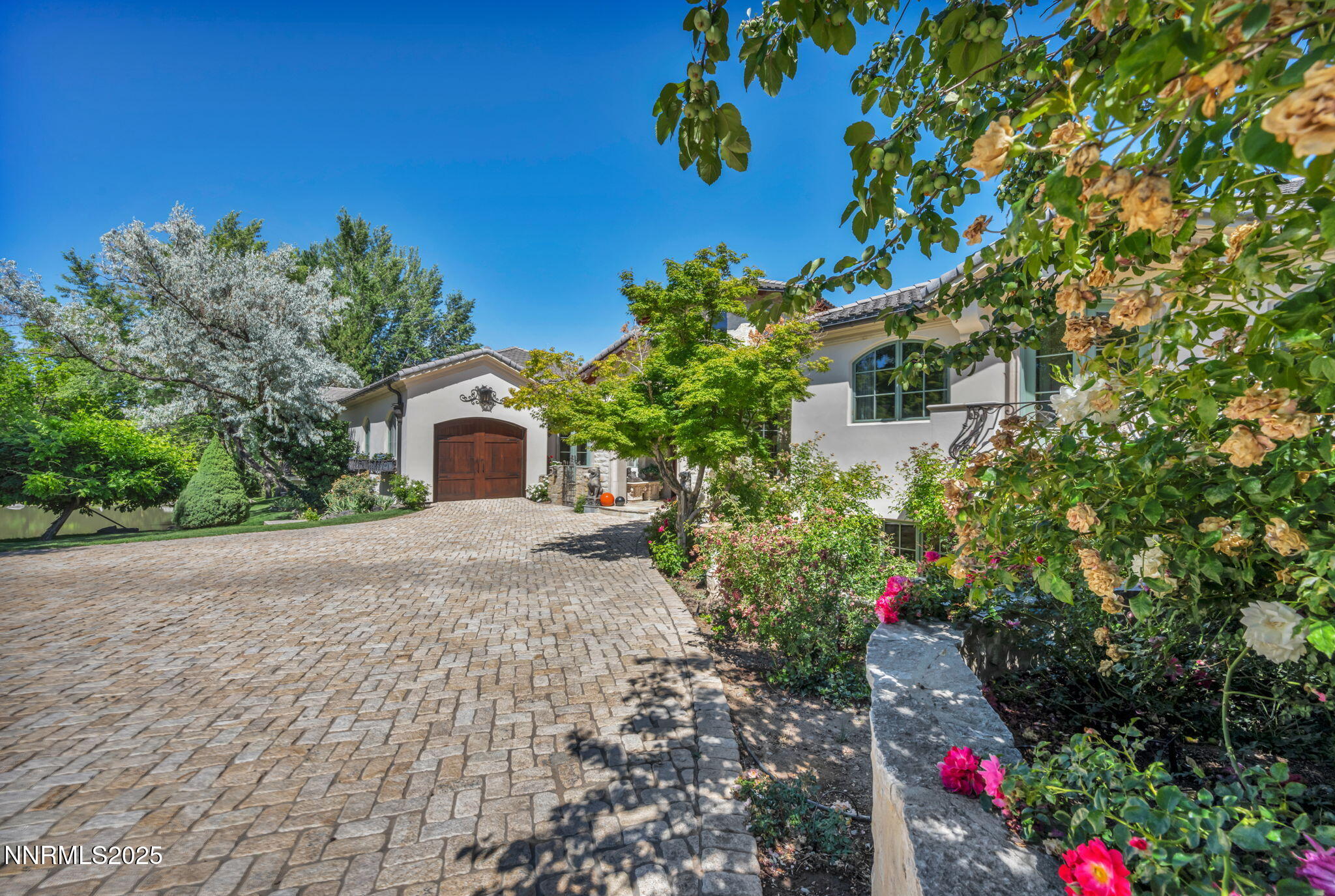 Reno, Nevada, 89511, United States, 4 Bedrooms Bedrooms, ,6 BathroomsBathrooms,Residential,Active,1892618