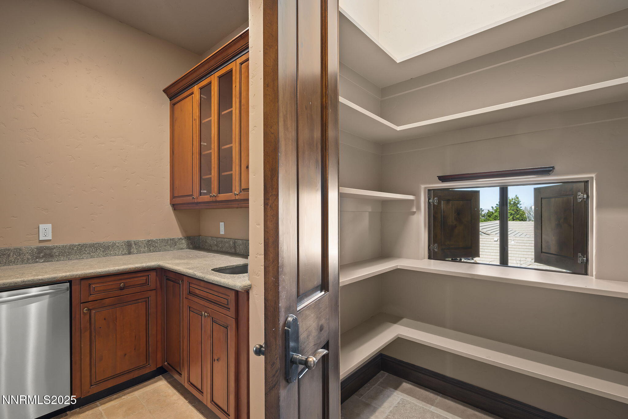 Reno, Nevada, 89519, United States, 5 Bedrooms Bedrooms, ,7 BathroomsBathrooms,Residential,Active,1963427