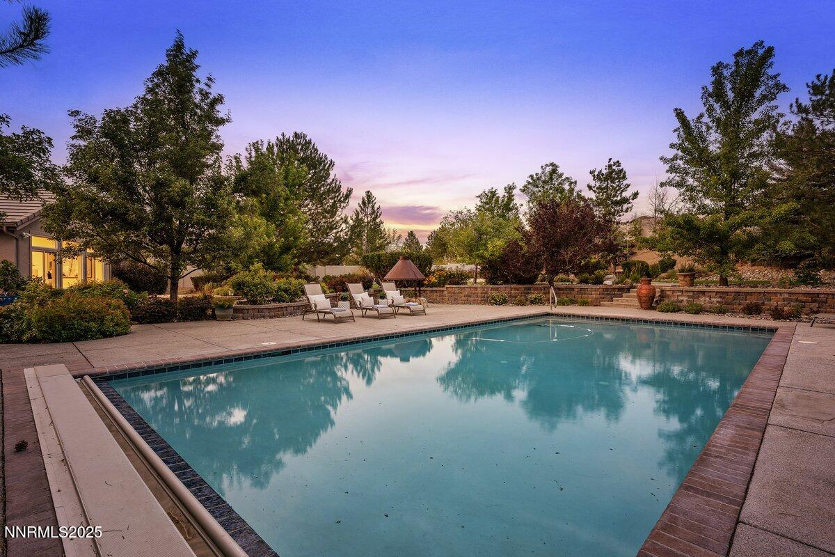 Sparks, Nevada, 89441, United States, 5 Bedrooms Bedrooms, ,4 BathroomsBathrooms,Residential,Active,1904747