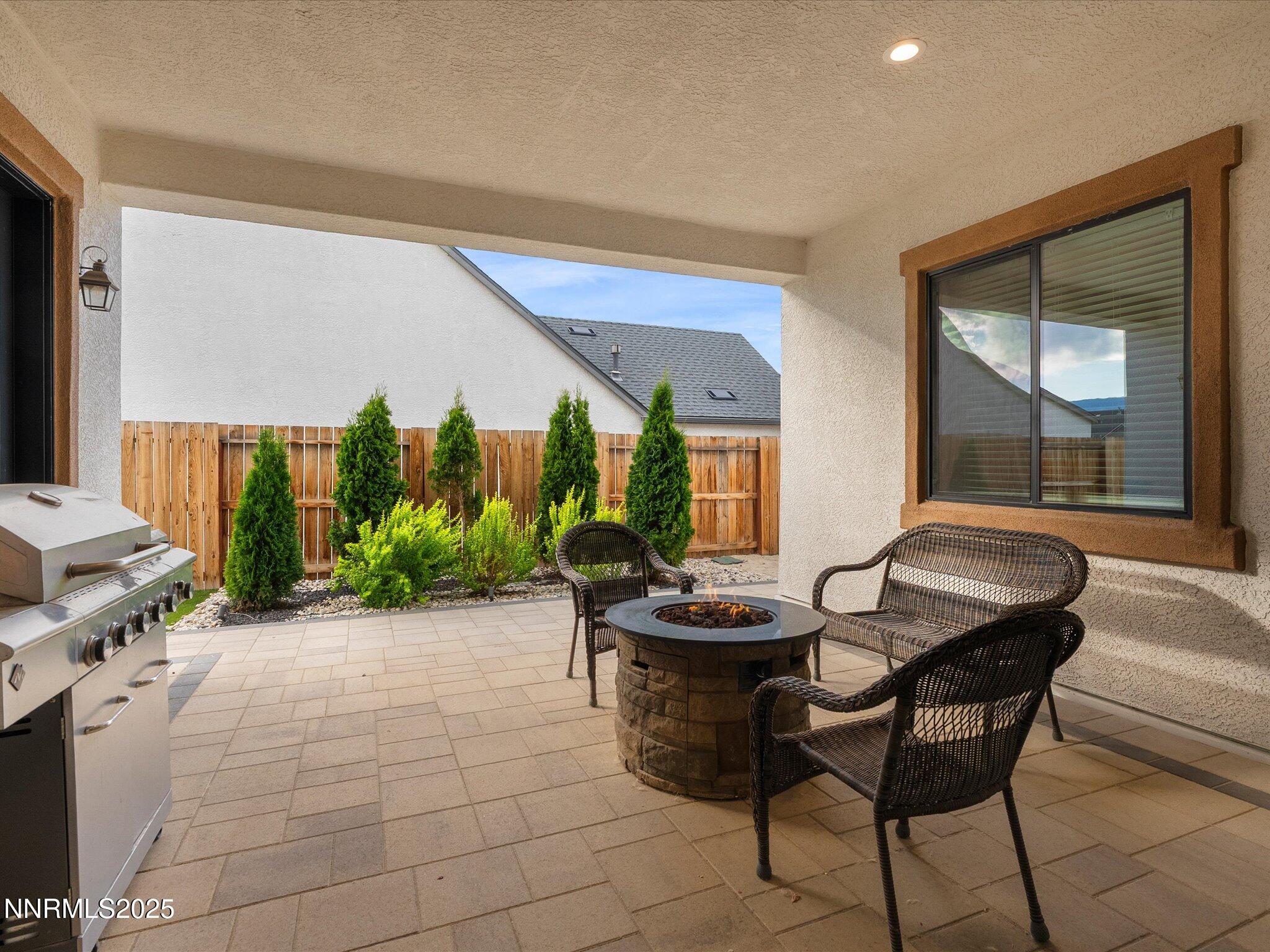 Reno, Nevada, 89521, United States, 3 Bedrooms Bedrooms, ,4 BathroomsBathrooms,Residential,Active,1884971