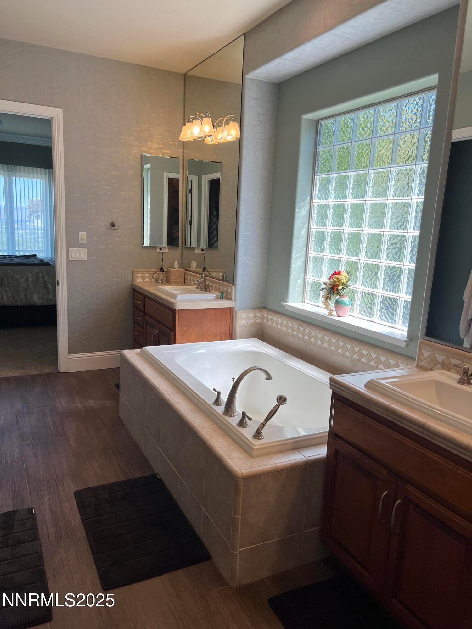 Reno, Nevada, 89519, United States, 4 Bedrooms Bedrooms, ,3 BathroomsBathrooms,Residential,Active,1952482