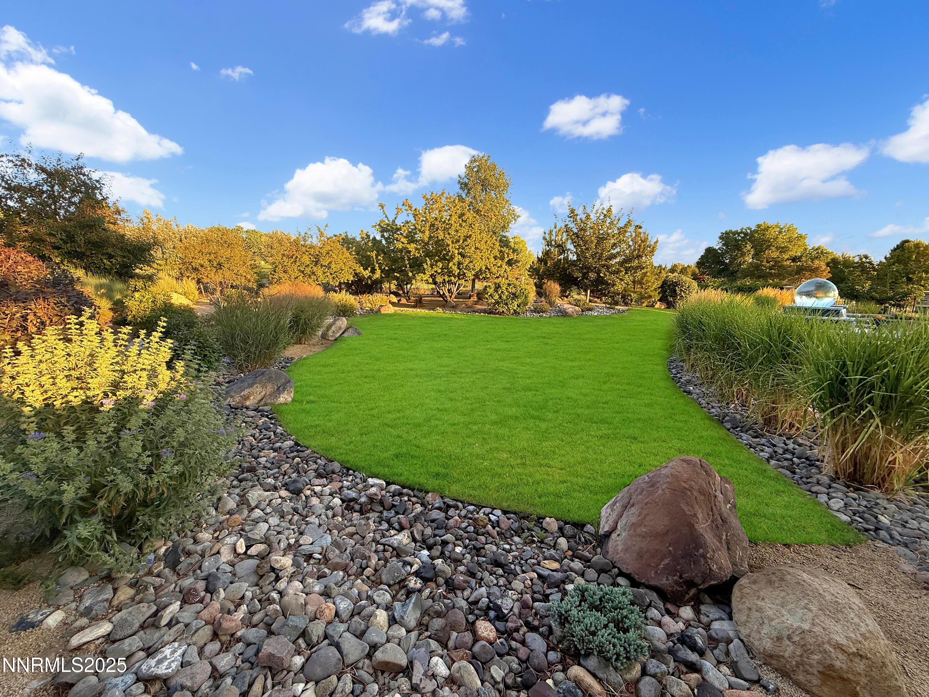 Reno, Nevada, 89511, United States, 4 Bedrooms Bedrooms, ,6 BathroomsBathrooms,Residential,Active,1936686