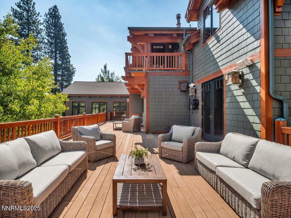 Gardnerville, Nevada, 89460, United States, 5 Bedrooms Bedrooms, ,7 BathroomsBathrooms,Residential,Active,1941107