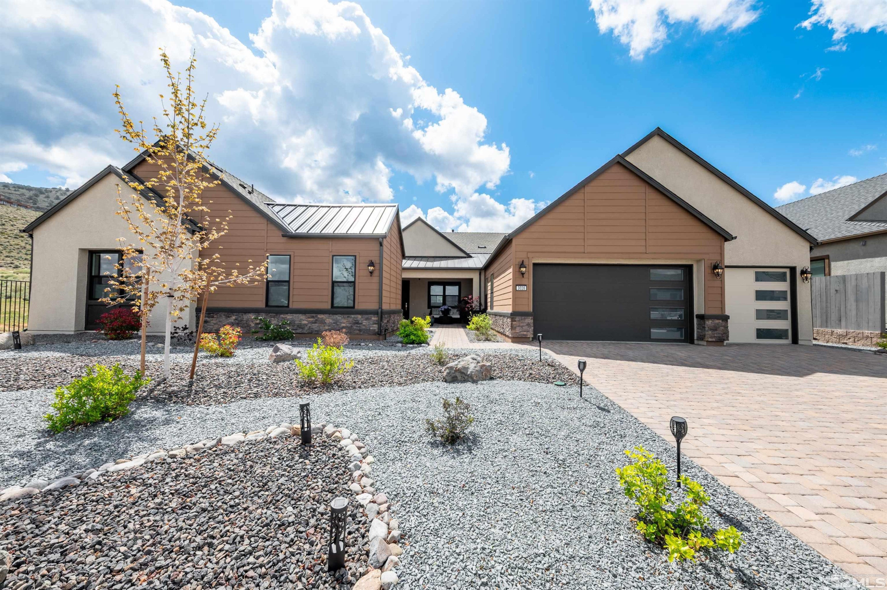 Reno, Nevada, 89521, United States, 4 Bedrooms Bedrooms, ,5 BathroomsBathrooms,Residential,Active,2007132