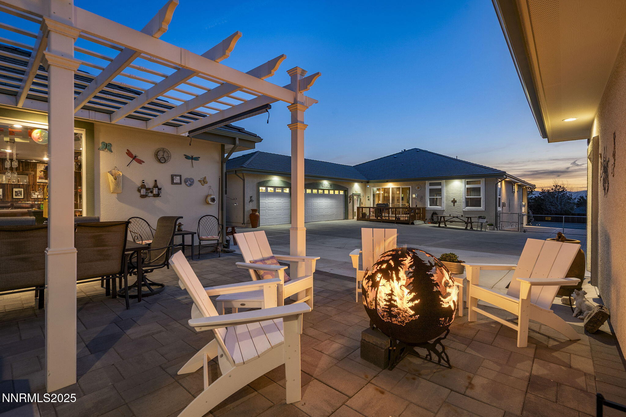Sparks, Nevada, 89434, United States, 4 Bedrooms Bedrooms, ,4 BathroomsBathrooms,Residential,Active,1936450
