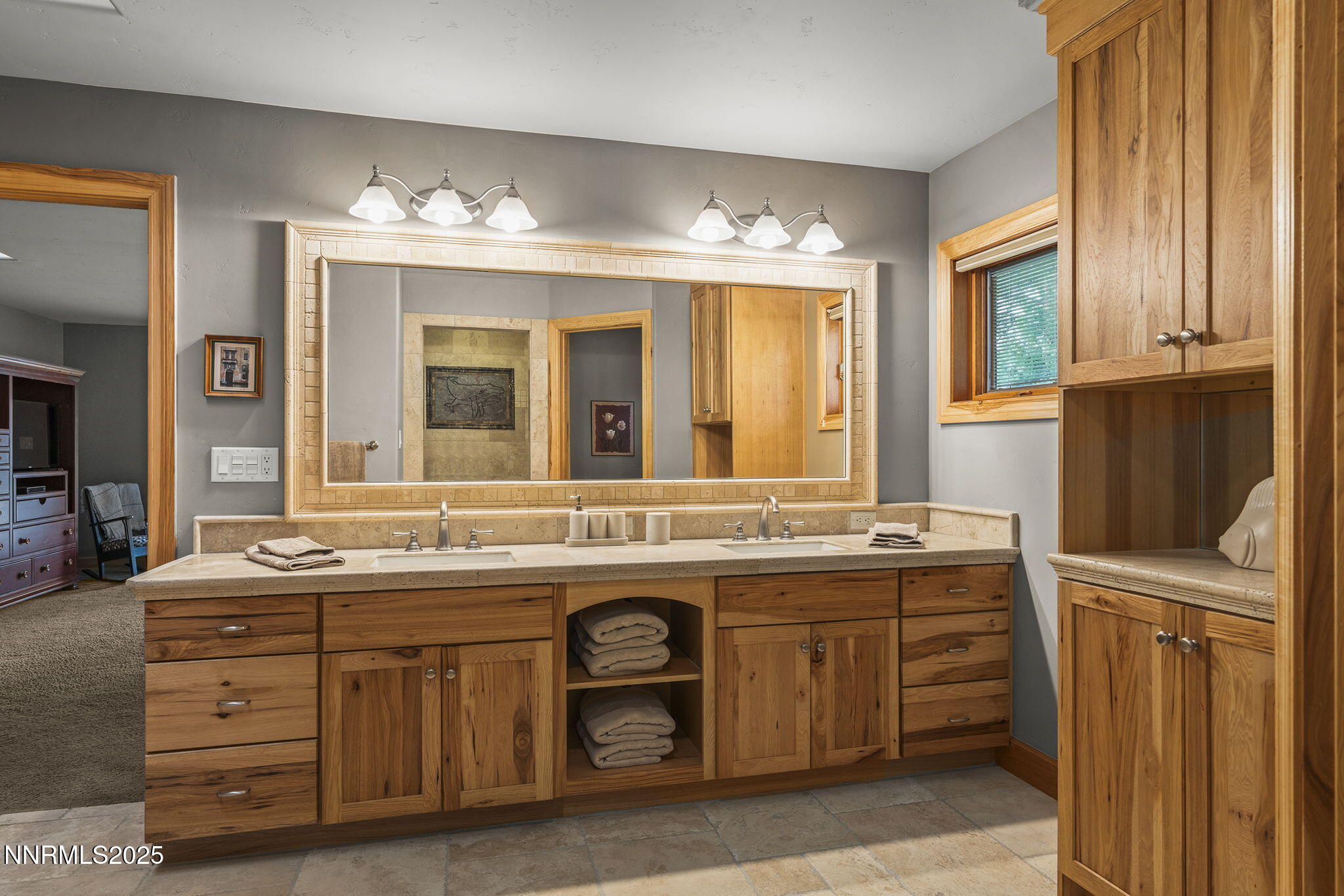 Reno, Nevada, 89509, United States, ,5 BathroomsBathrooms,Residential,Active,1899918