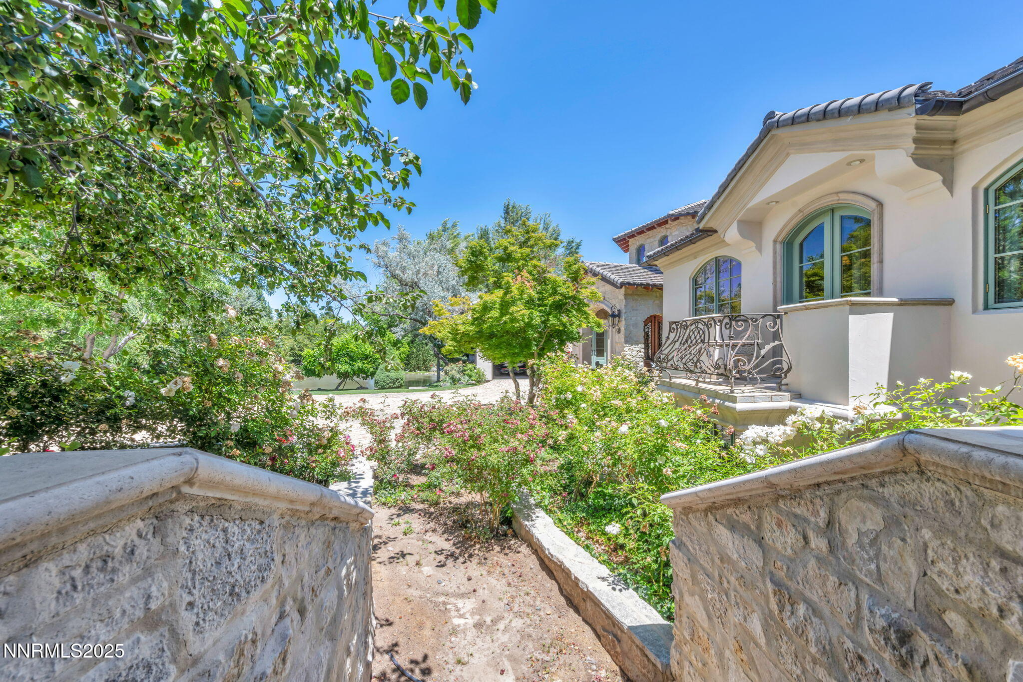 Reno, Nevada, 89511, United States, 4 Bedrooms Bedrooms, ,6 BathroomsBathrooms,Residential,Active,1892618