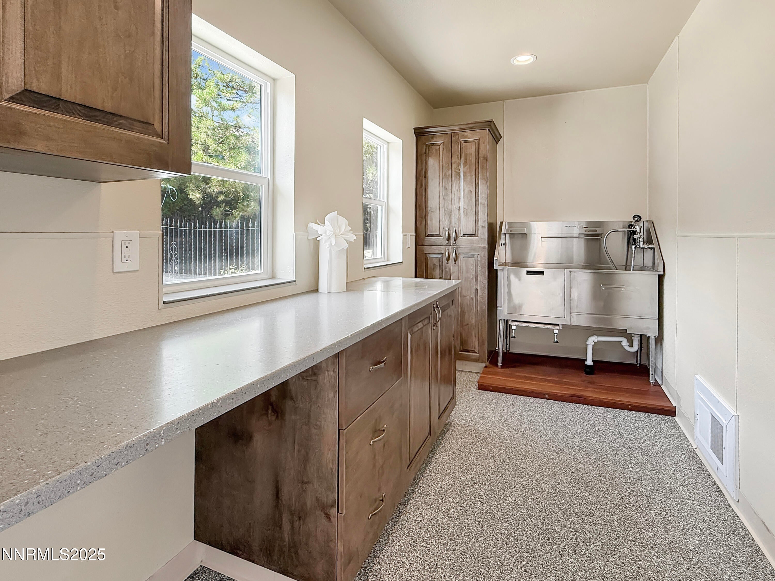 Reno, Nevada, 89511, United States, 4 Bedrooms Bedrooms, ,6 BathroomsBathrooms,Residential,Active,1936686