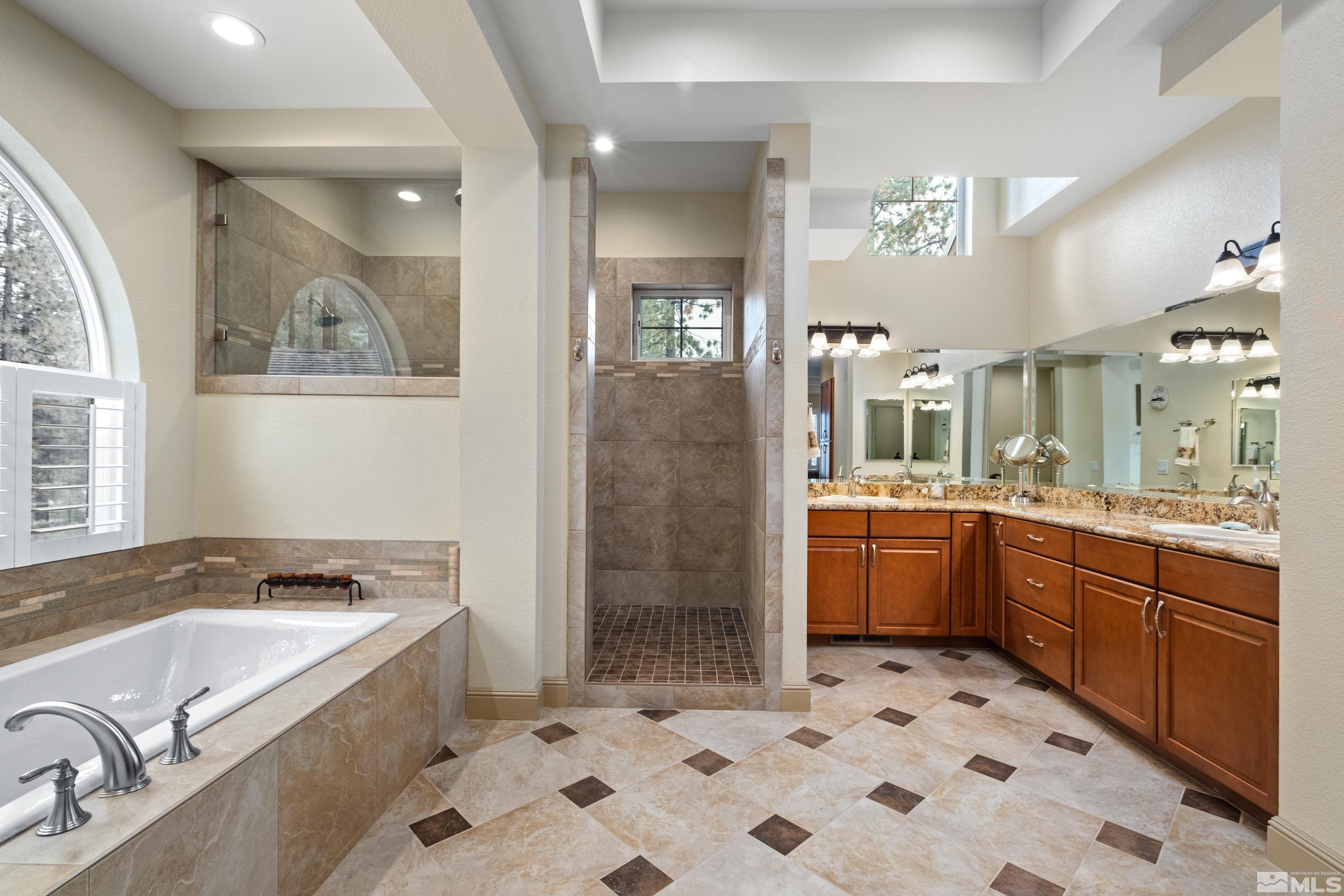 Reno, Nevada, 89704, United States, ,4 BathroomsBathrooms,Residential,Active,1764911