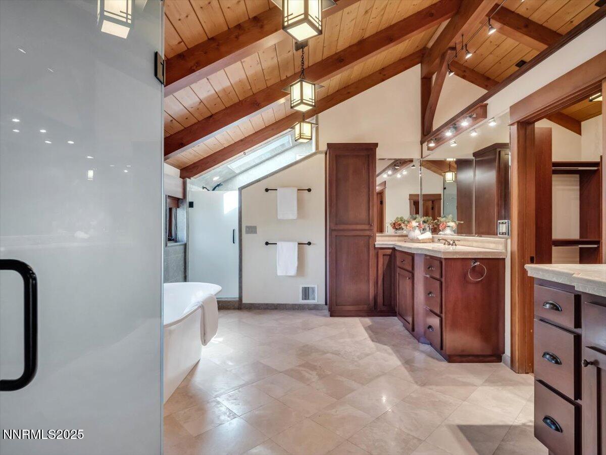 Gardnerville, Nevada, 89460, United States, 5 Bedrooms Bedrooms, ,7 BathroomsBathrooms,Residential,Active,1941107