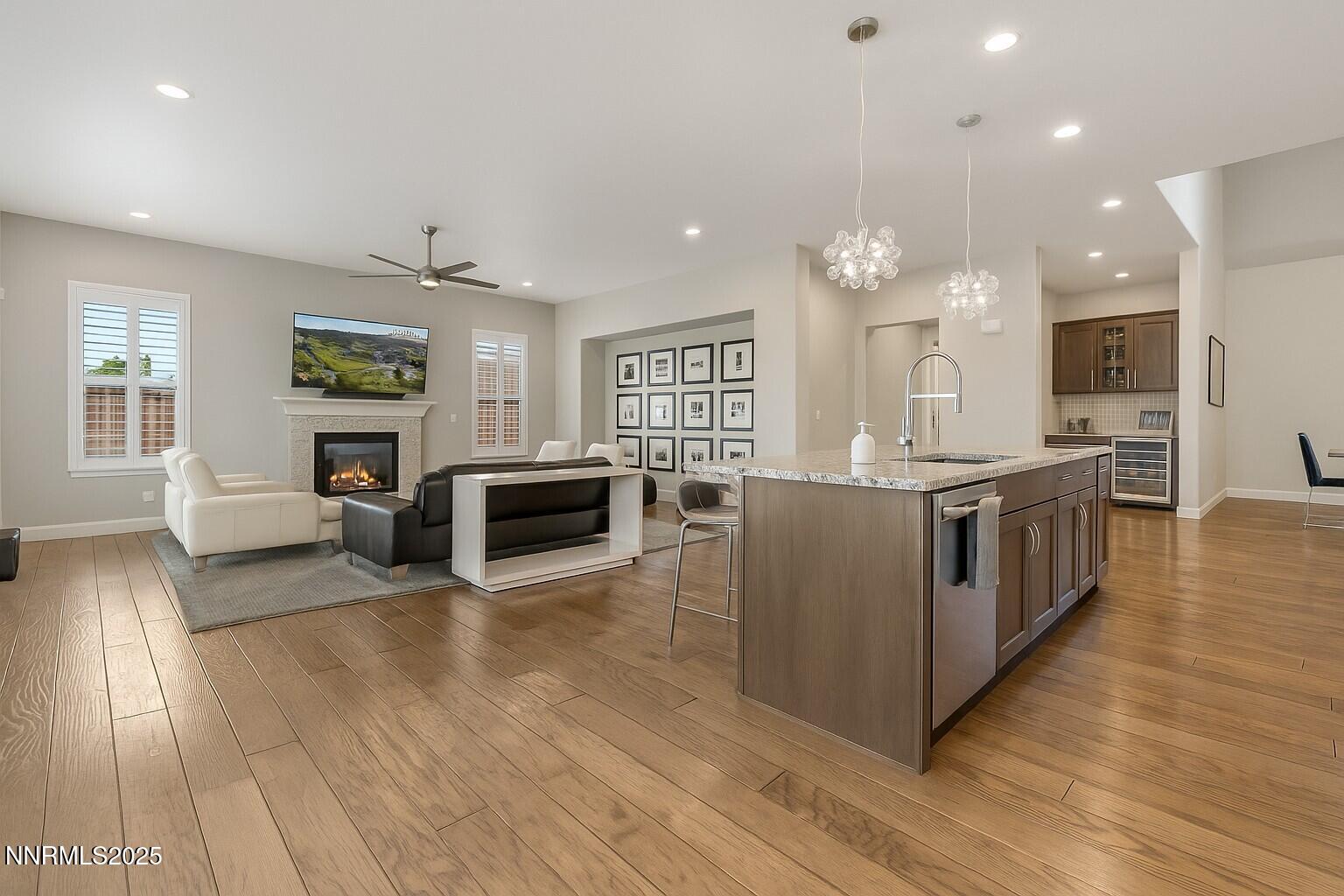 Reno, Nevada, 89511, United States, 5 Bedrooms Bedrooms, ,4 BathroomsBathrooms,Residential,Active,1985857