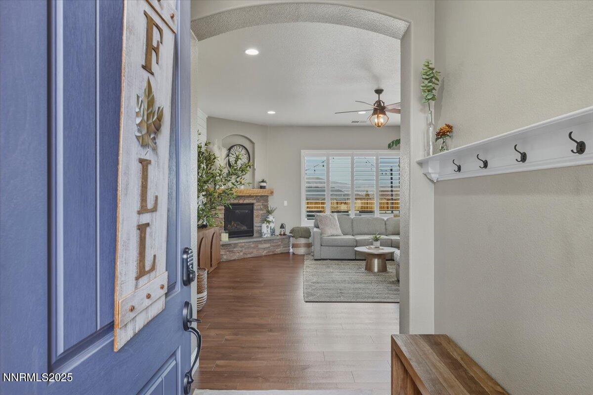 Sparks, Nevada, 89441, United States, 5 Bedrooms Bedrooms, ,4 BathroomsBathrooms,Residential,Active,2001361