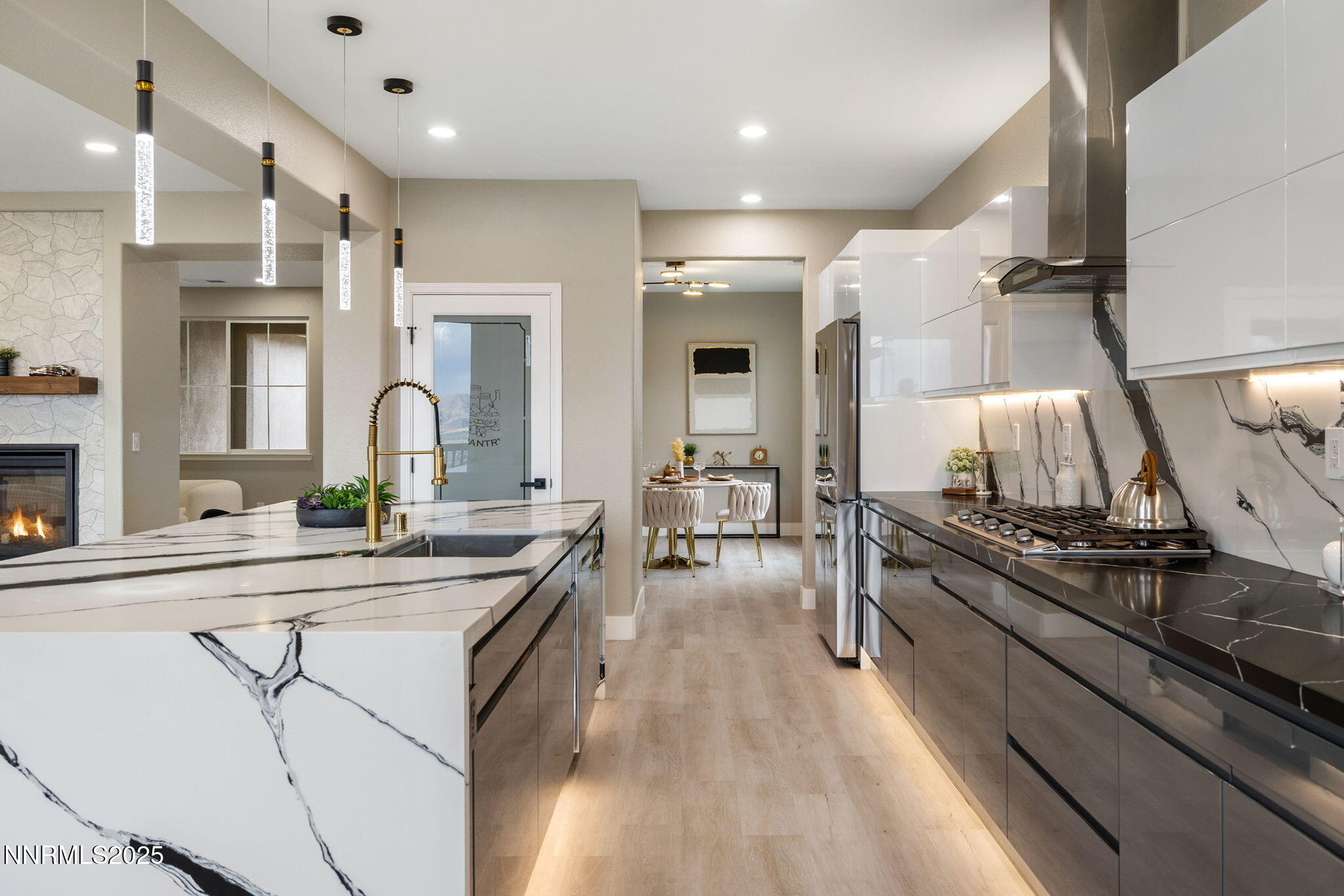 Reno, Nevada, 89512, United States, 5 Bedrooms Bedrooms, ,4 BathroomsBathrooms,Residential,Active,1945309