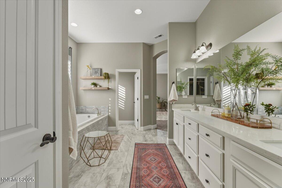 Sparks, Nevada, 89441, United States, 5 Bedrooms Bedrooms, ,4 BathroomsBathrooms,Residential,Active,2001361