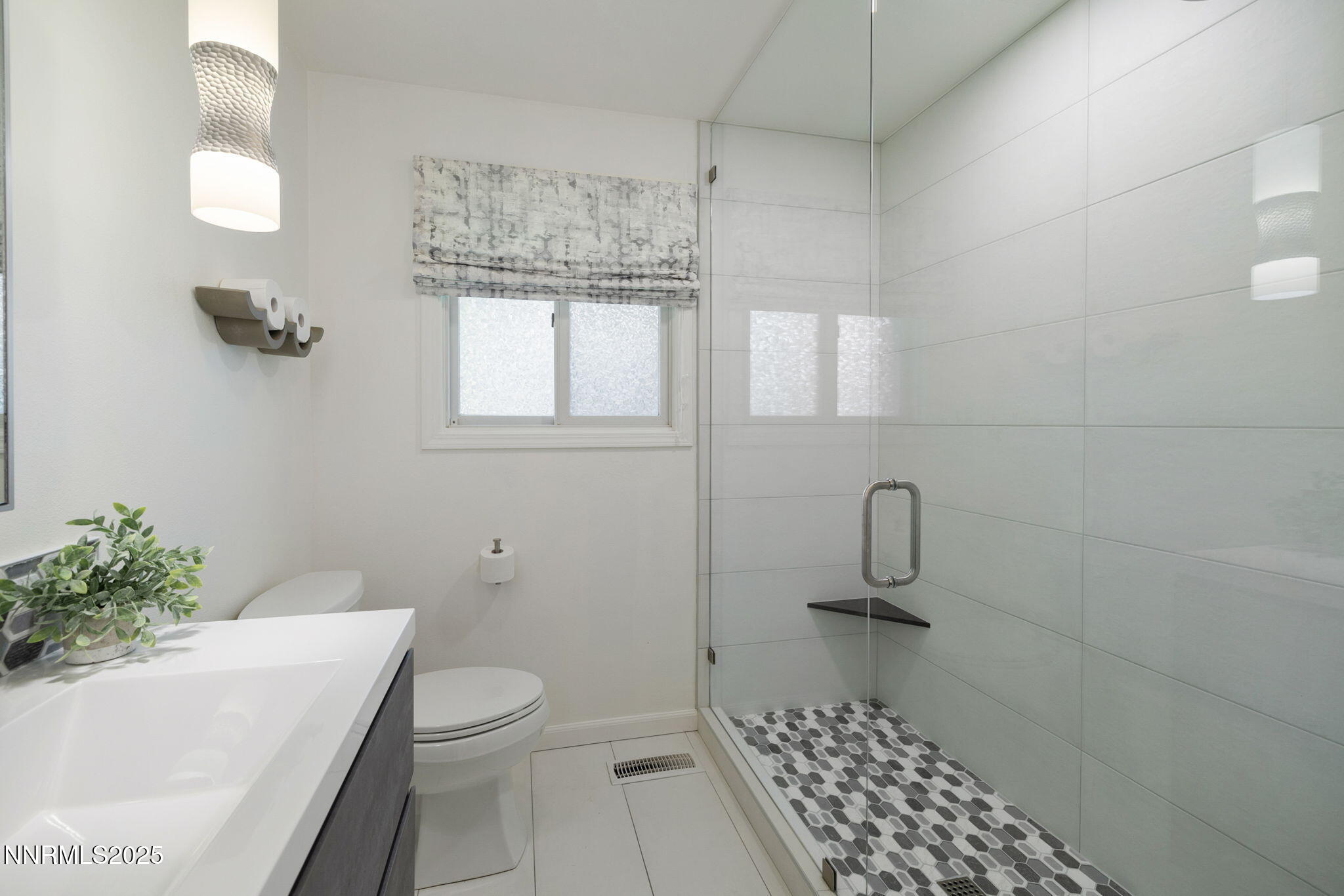 Reno, Nevada, 89519, United States, 4 Bedrooms Bedrooms, ,4 BathroomsBathrooms,Residential,Active,1952499