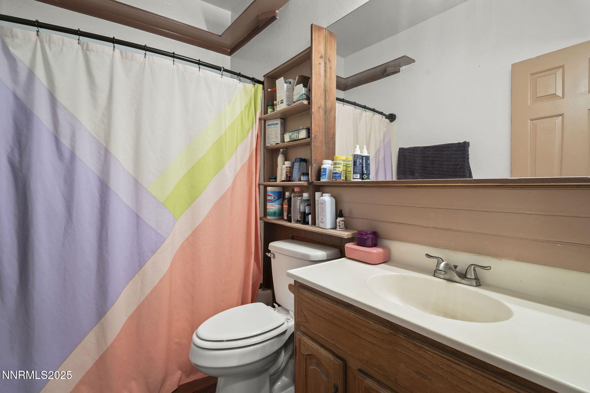 Washoe Valley, Nevada, 89704, United States, 2 Bedrooms Bedrooms, ,3 BathroomsBathrooms,Residential,Active,1905059