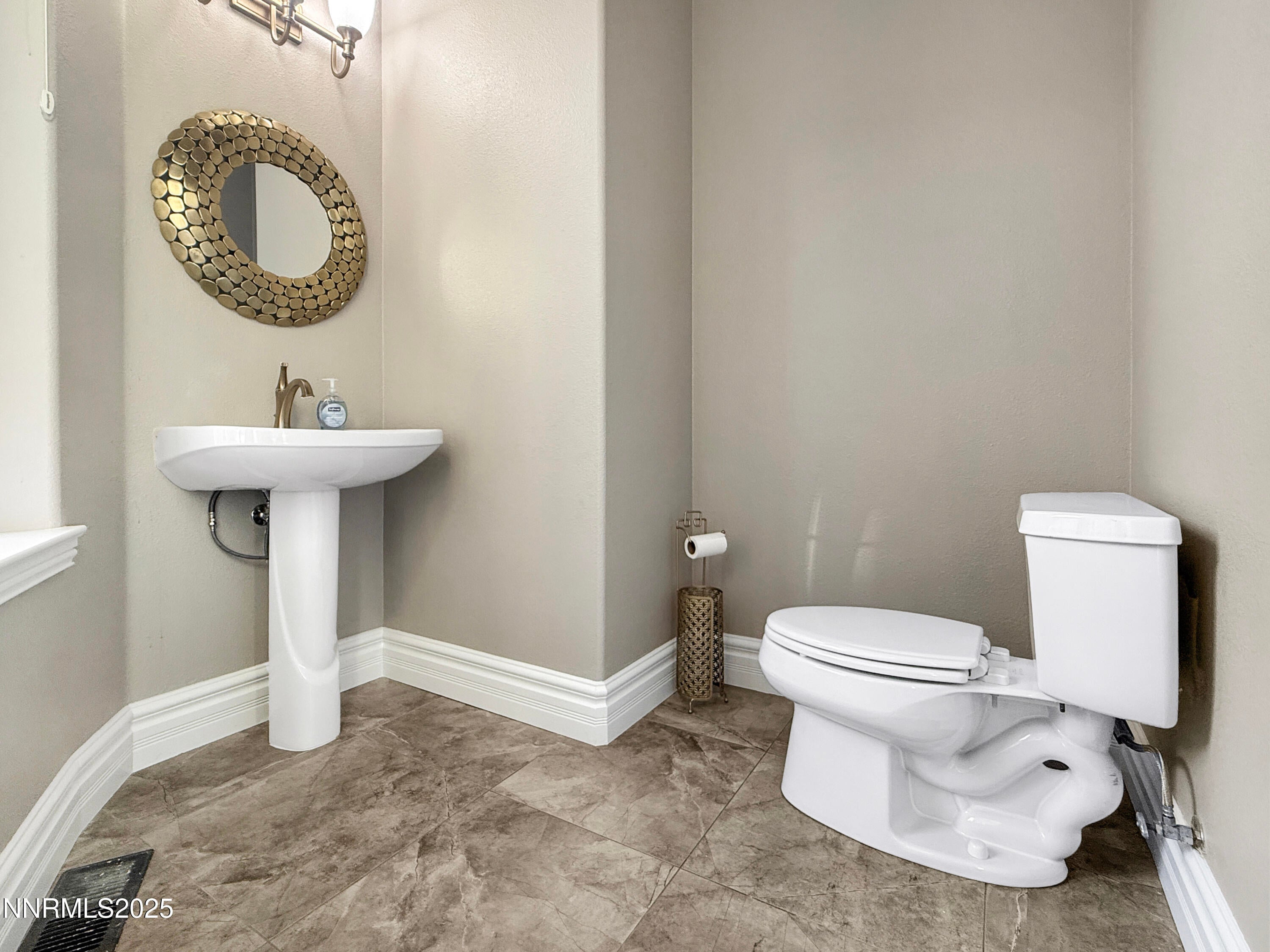 Reno, Nevada, 89511, United States, 4 Bedrooms Bedrooms, ,6 BathroomsBathrooms,Residential,Active,1936686