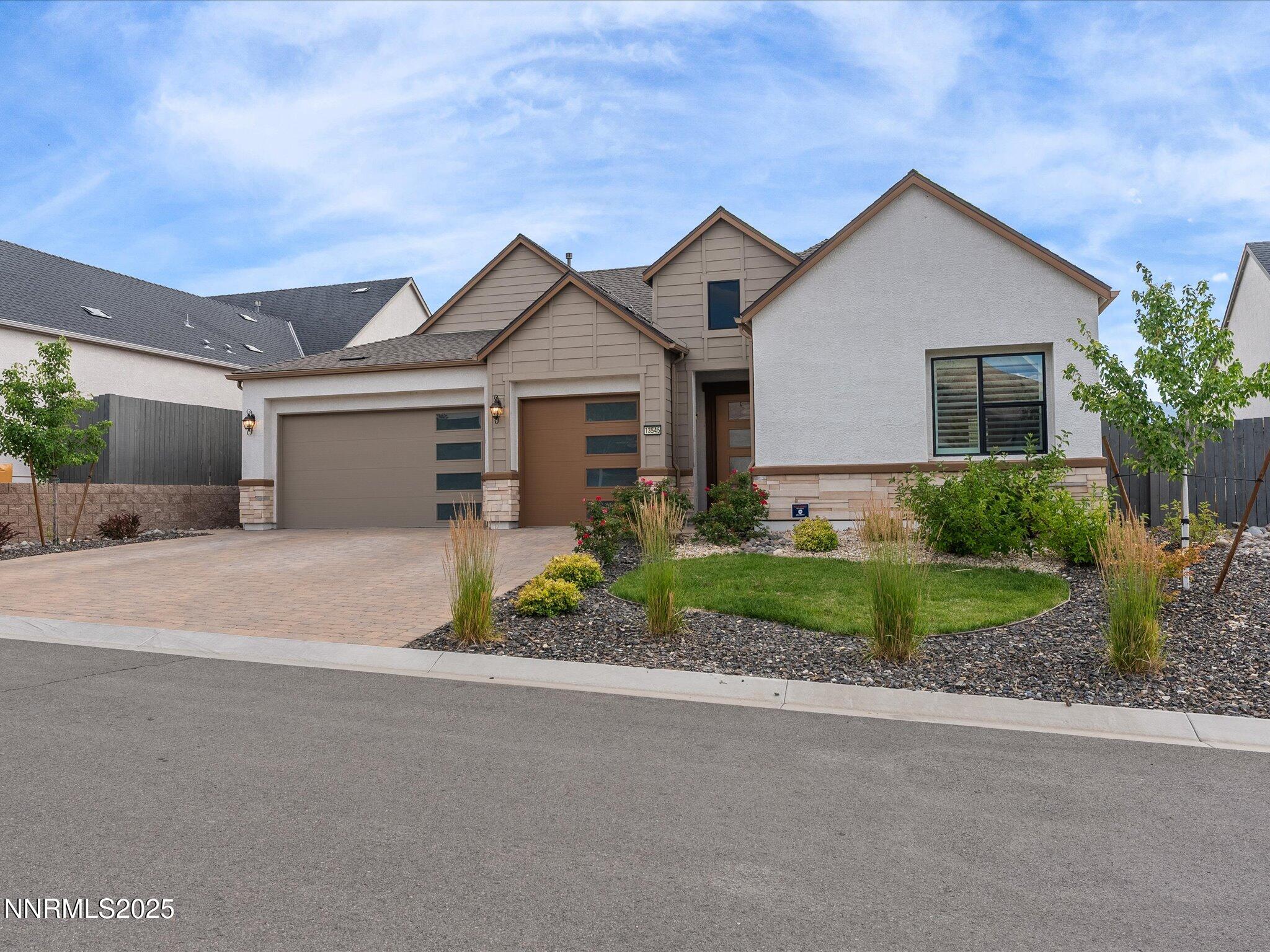 Reno, Nevada, 89521, United States, 3 Bedrooms Bedrooms, ,4 BathroomsBathrooms,Residential,Active,1884971