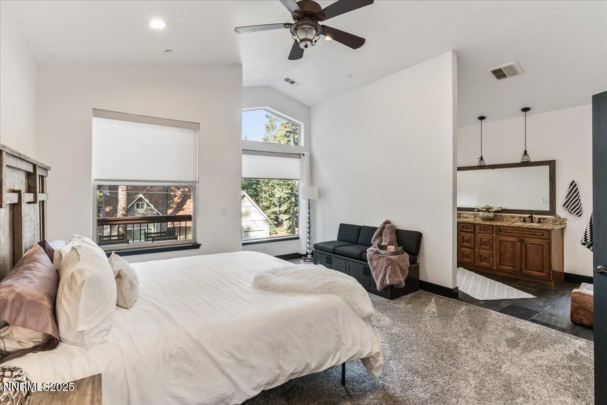 South Lake Tahoe, California, 96150, United States, 4 Bedrooms Bedrooms, ,3 BathroomsBathrooms,Residential,Active,2007137