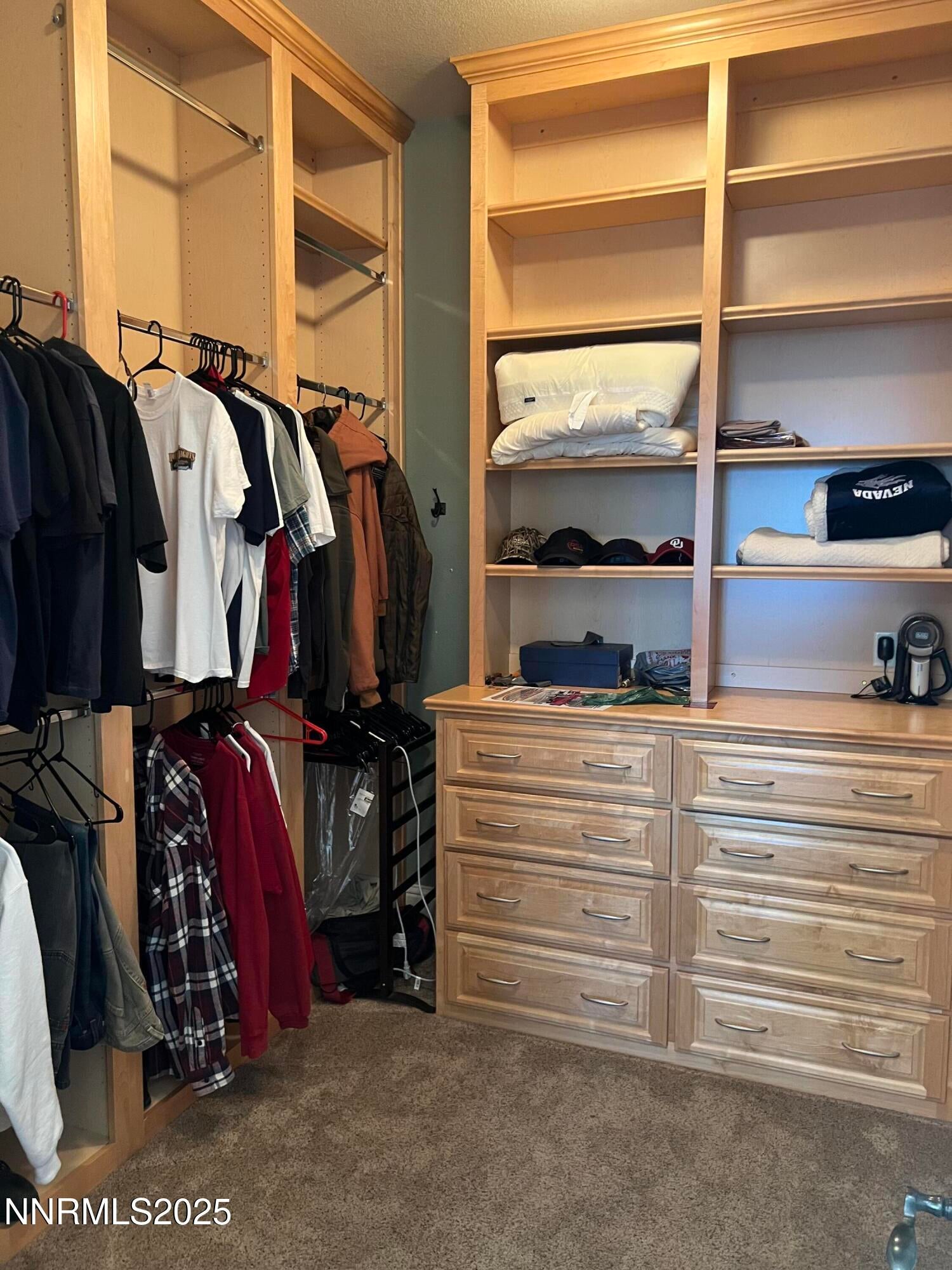 Reno, Nevada, 89519, United States, 4 Bedrooms Bedrooms, ,3 BathroomsBathrooms,Residential,Active,1952482